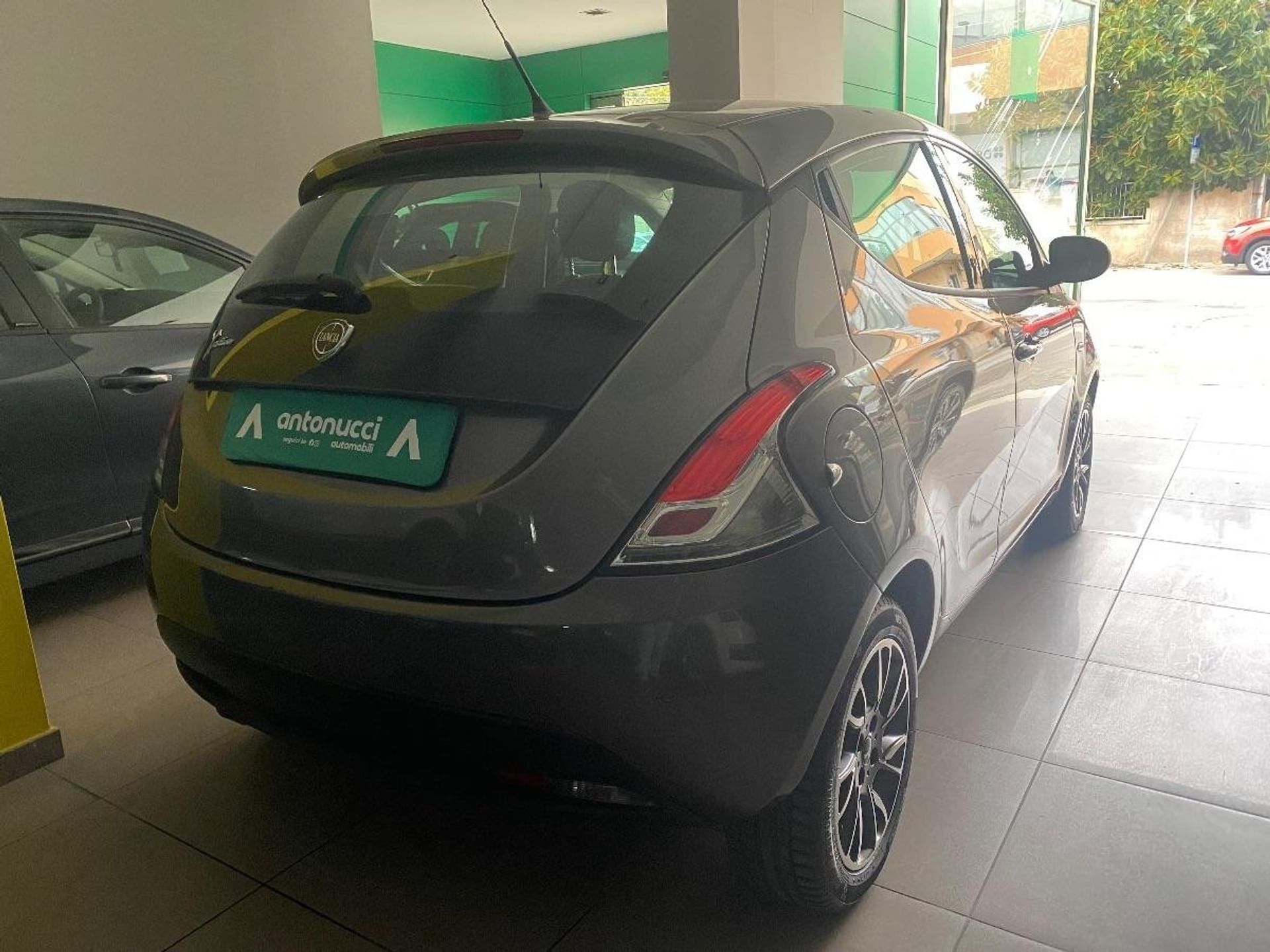 Lancia Ypsilon