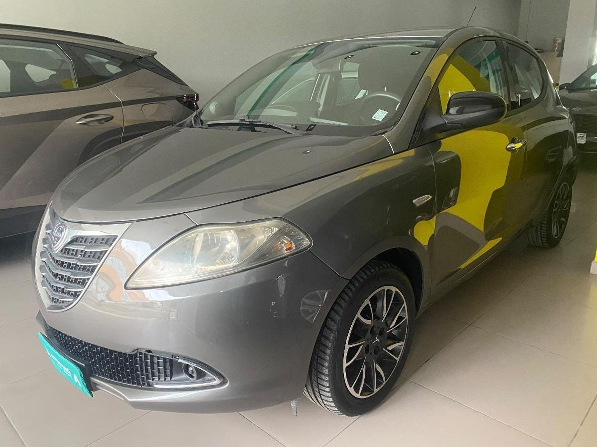 Lancia Ypsilon