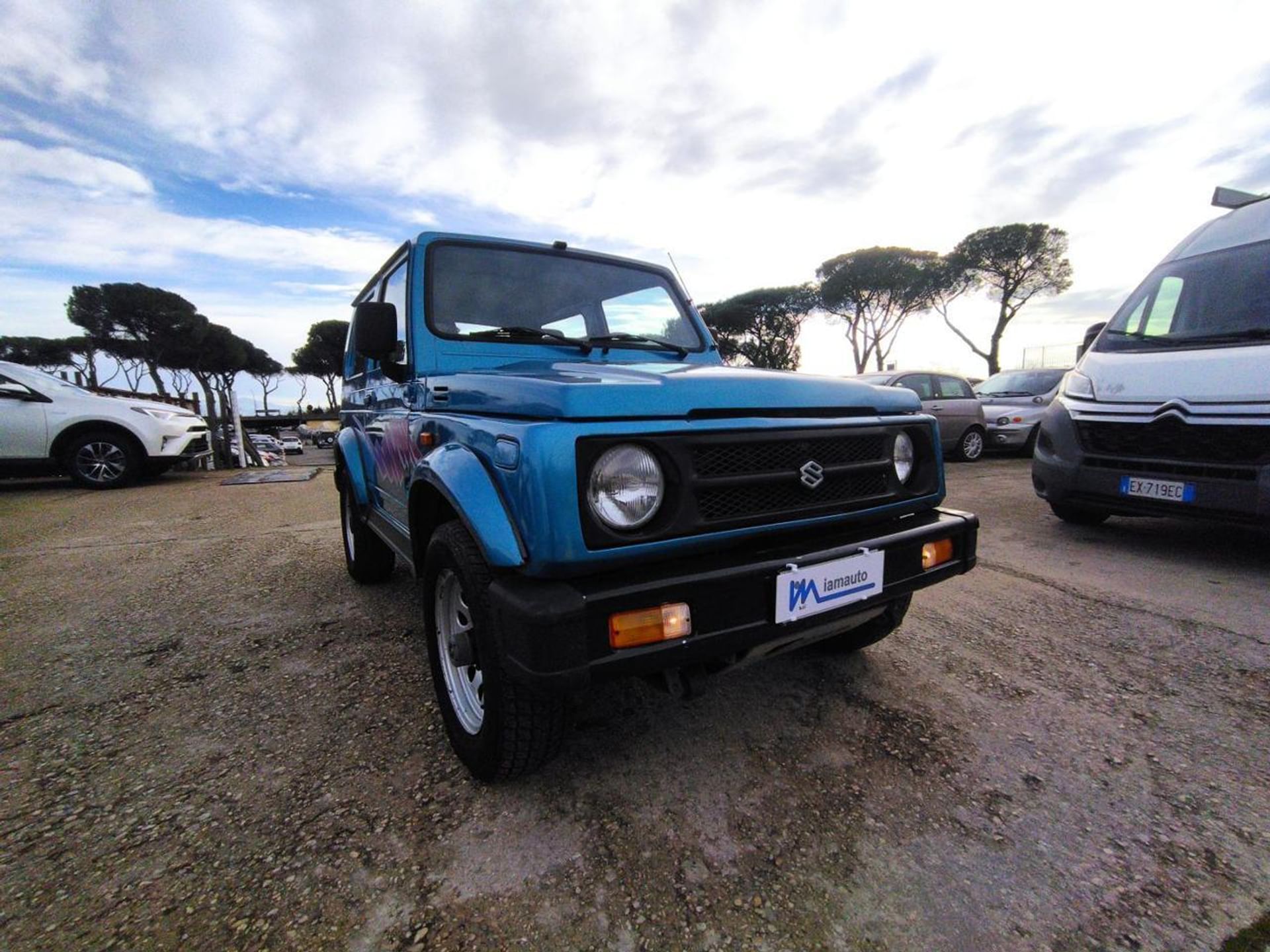 Suzuki Samurai 1.3i 1.3cc GPL 4WD 69cv AUTO TRENTENNALENELLO STATO Usata  GPL con 257.230 km a Roma (RM) - Autosupermarket