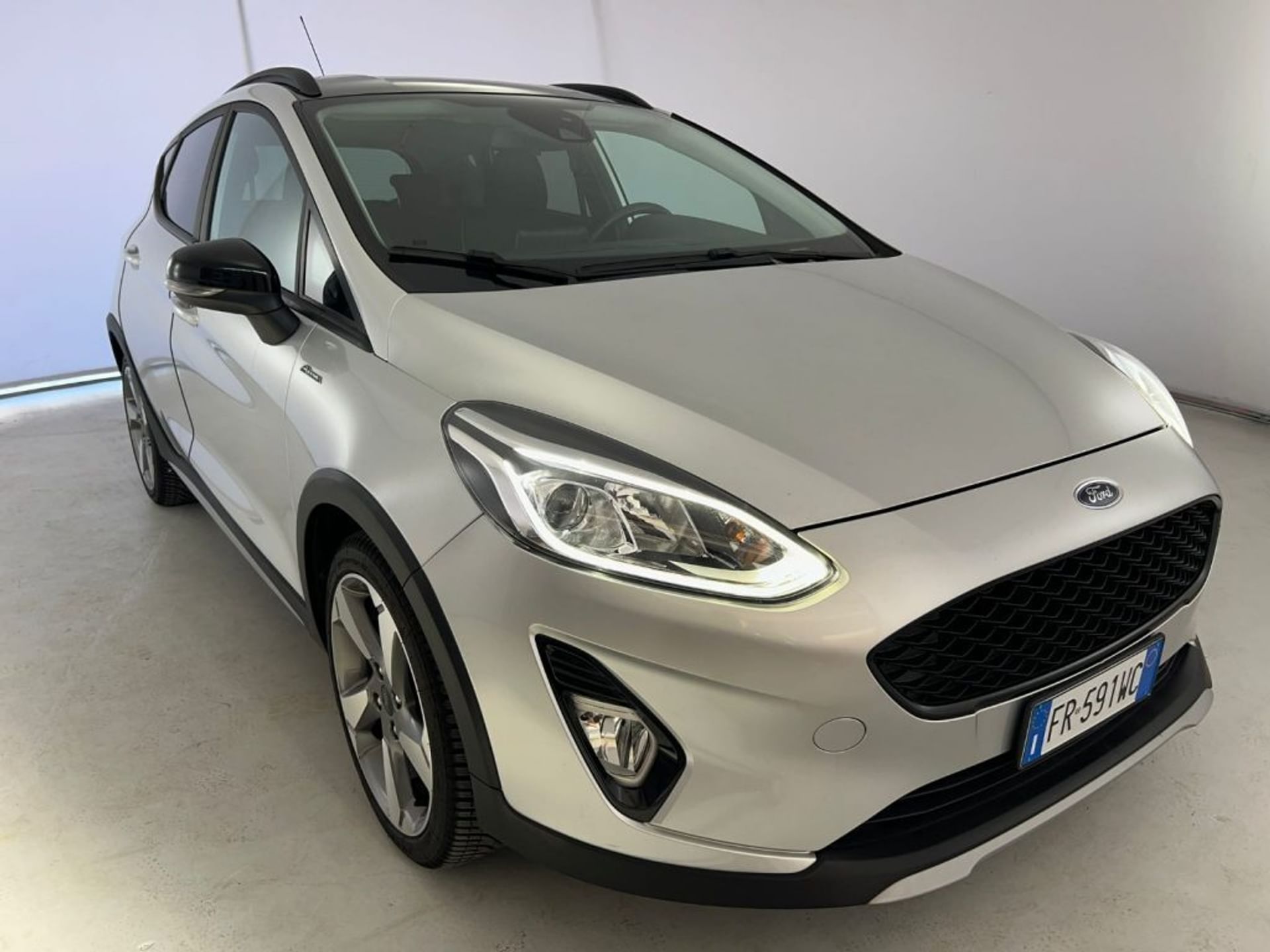 Auto usata FORD Fiesta + 1.2 82CV 5 porte del 2010 - Italtrade Srls, Chieti