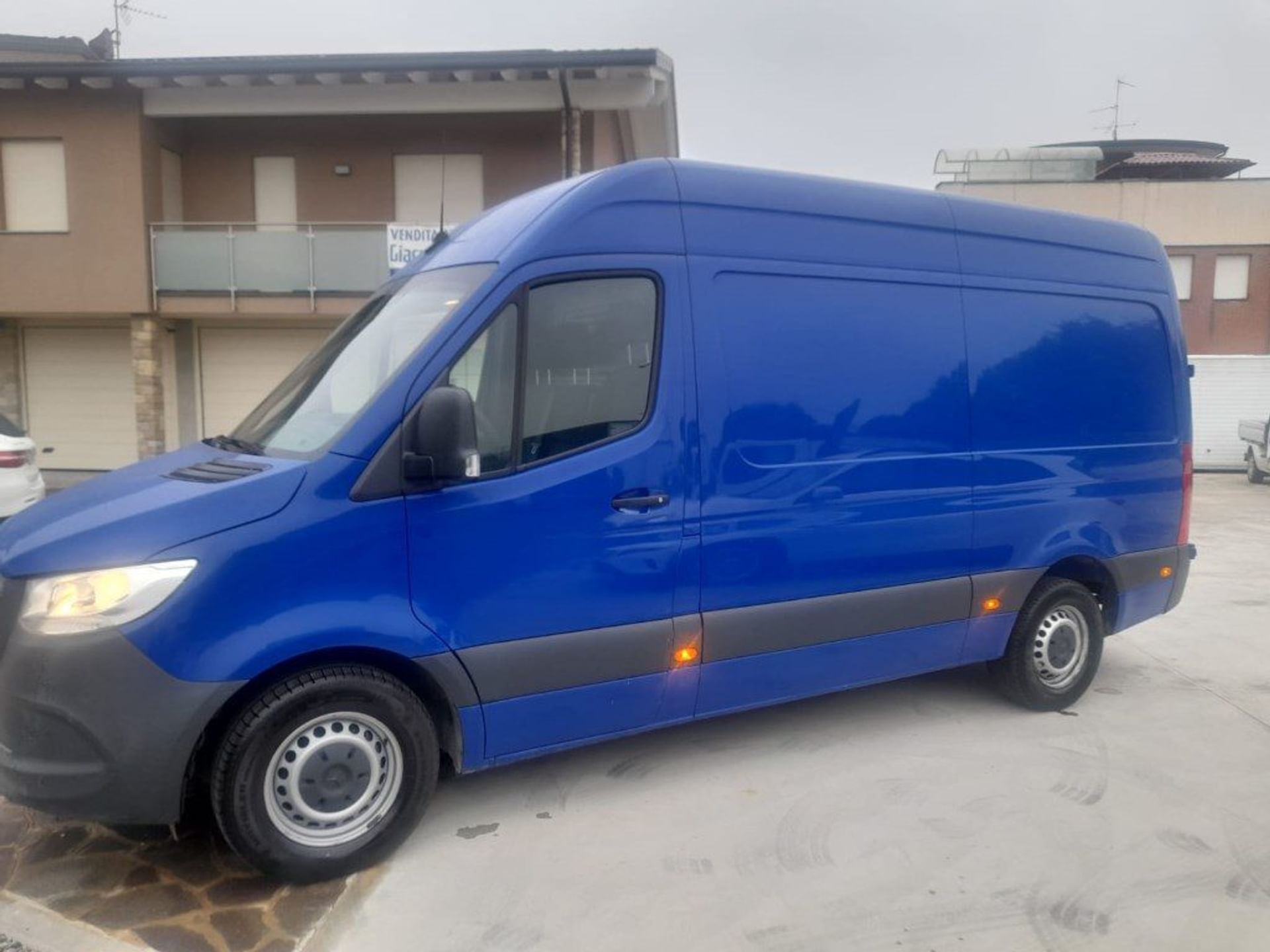 Mercedes-Benz Sprinter