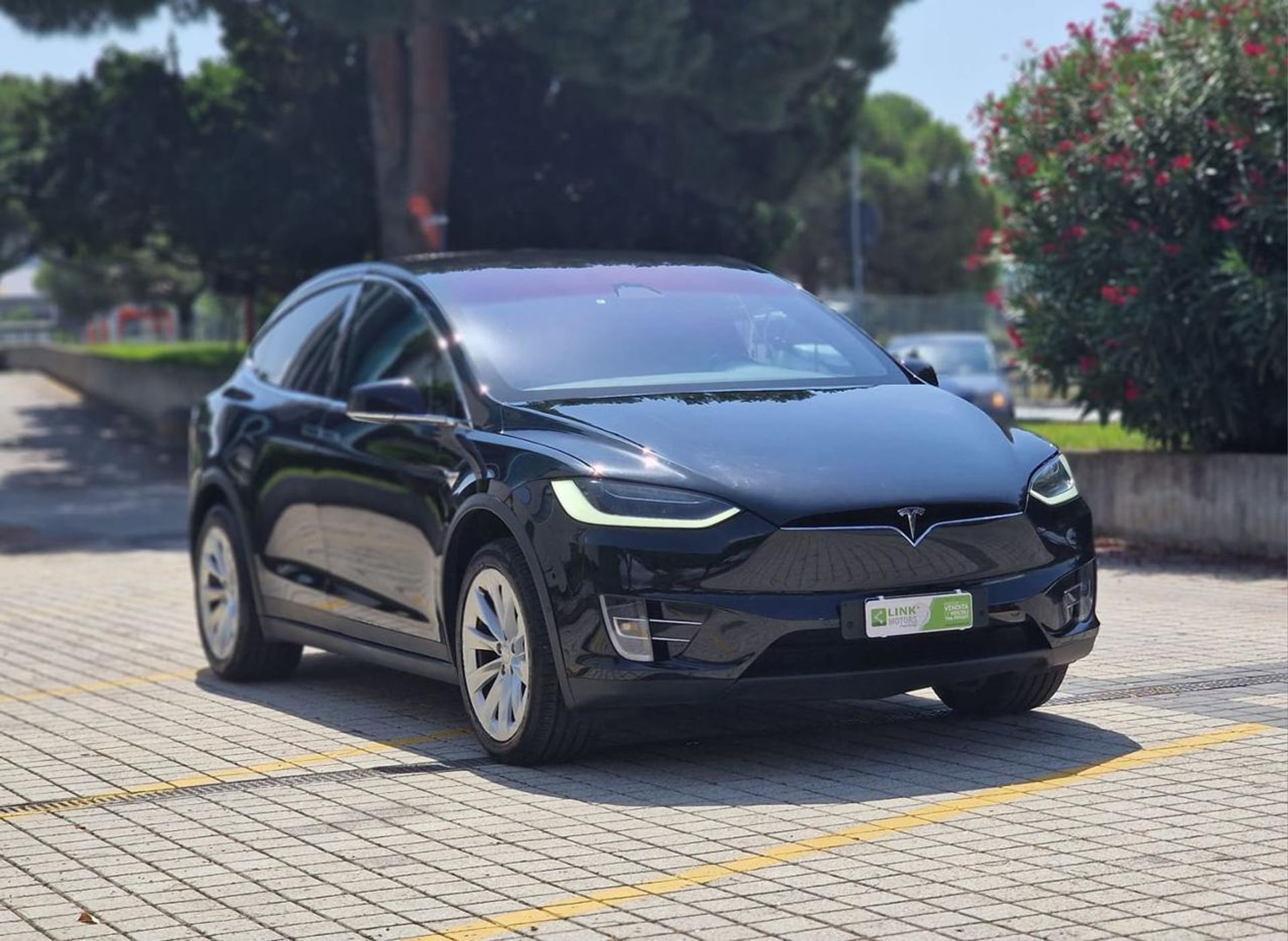 Acquista Tesla Model Y usate - Autosupermarket