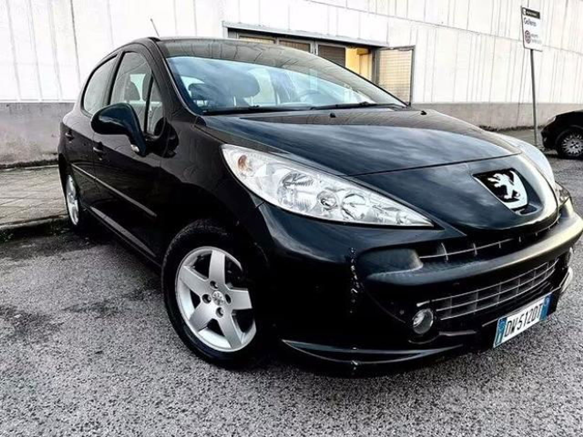 Peugeot 207 1.4 HDi 70CV