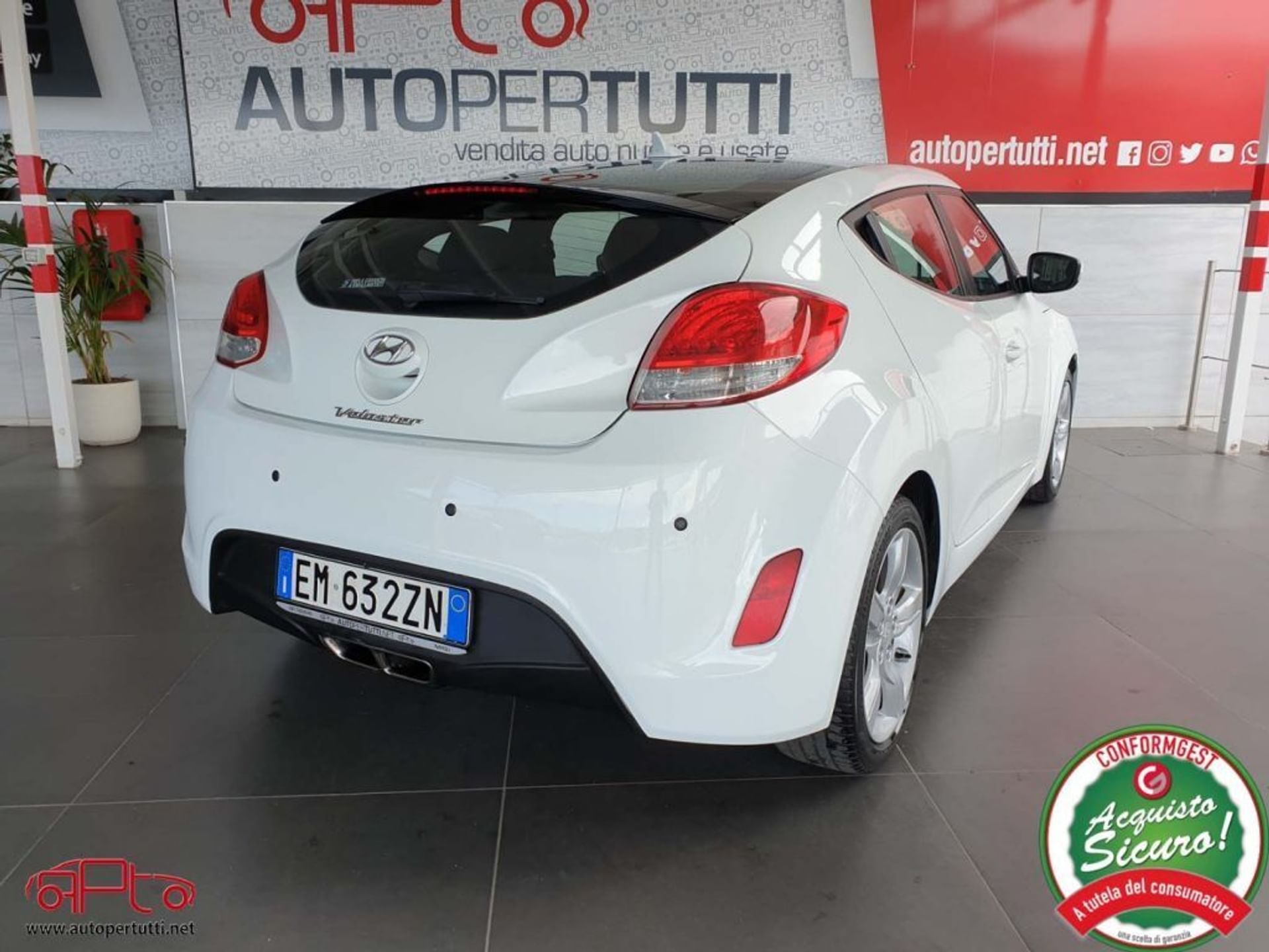 Hyundai Veloster