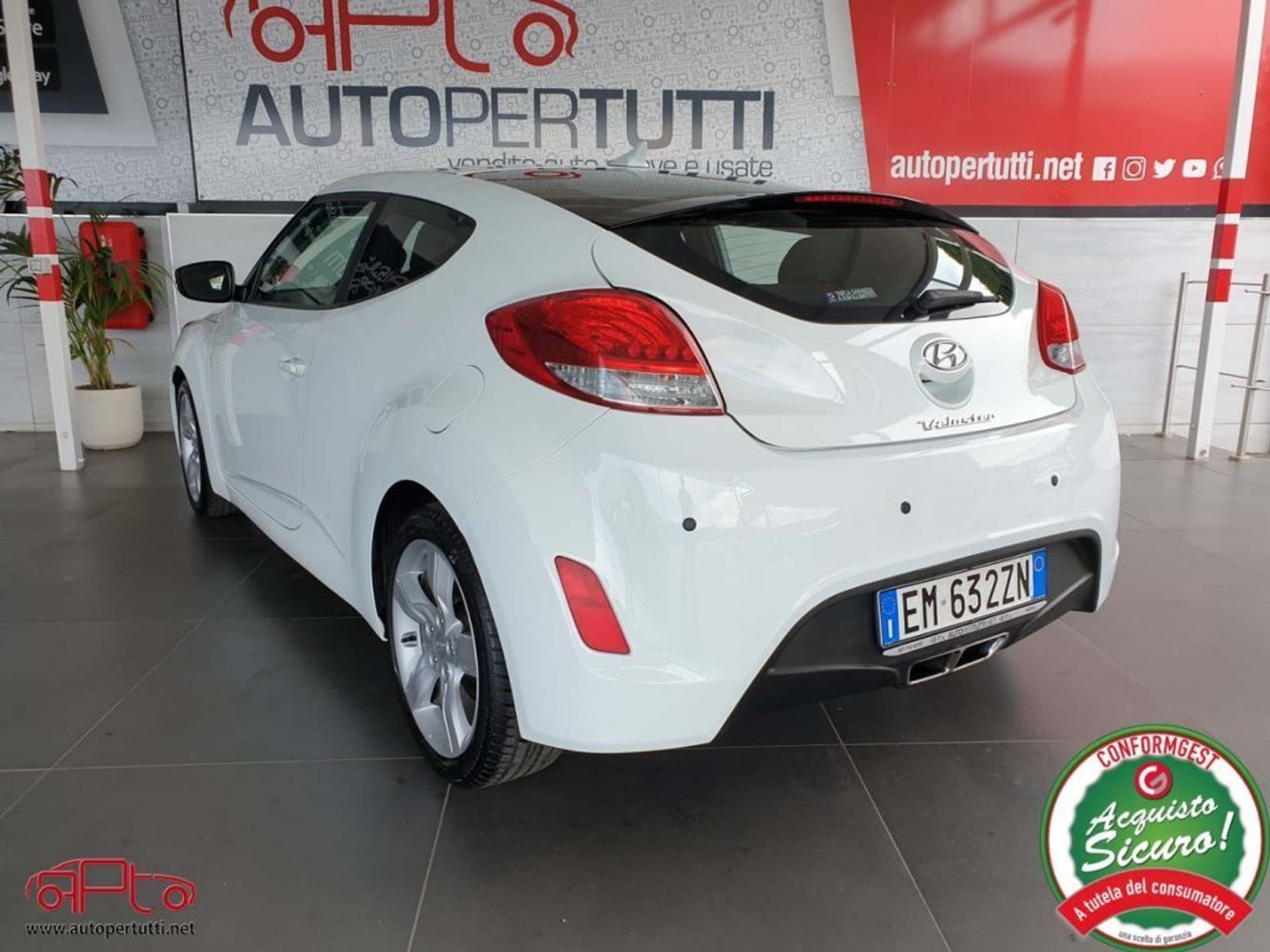 Hyundai Veloster