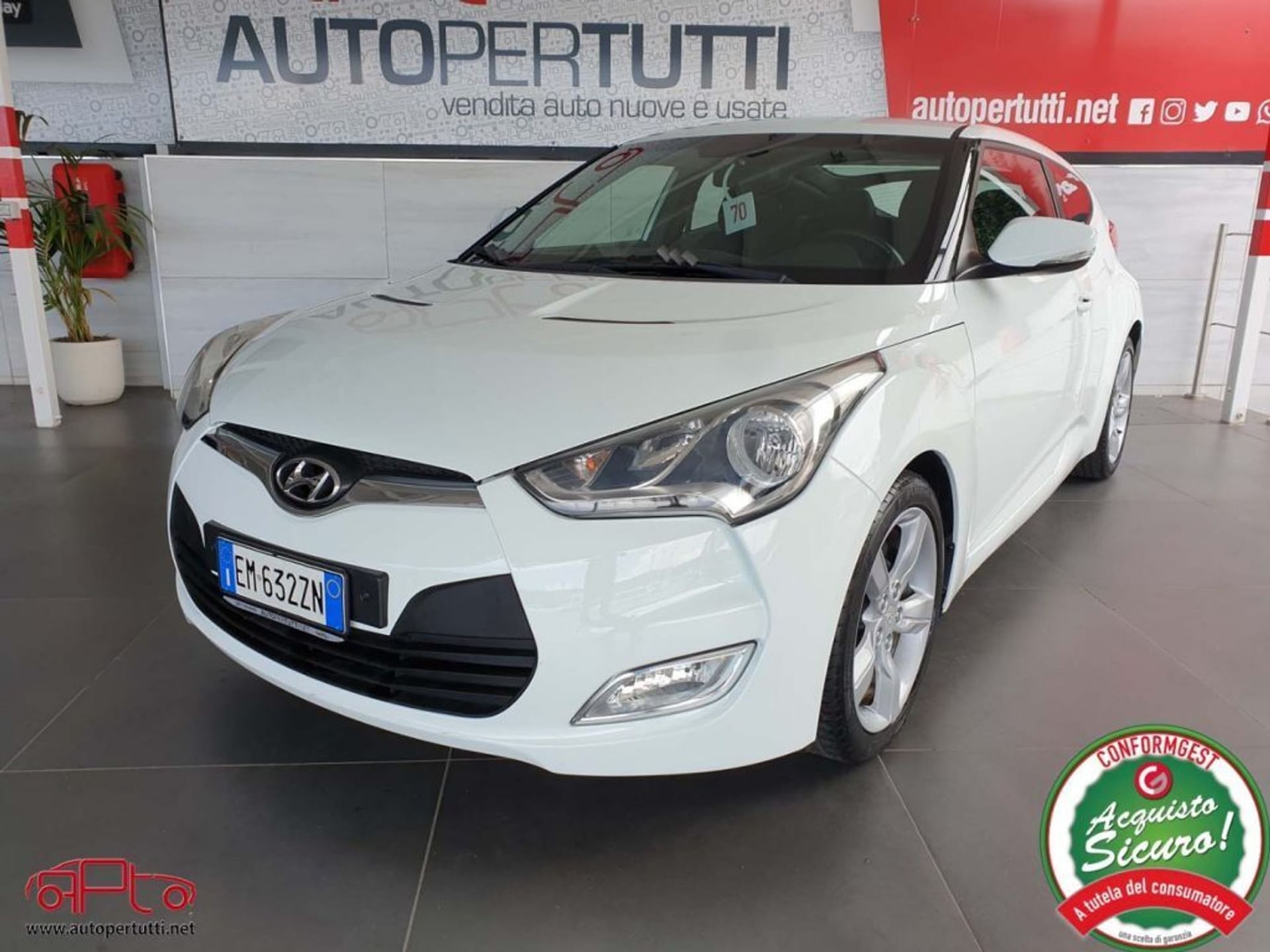 Hyundai Veloster