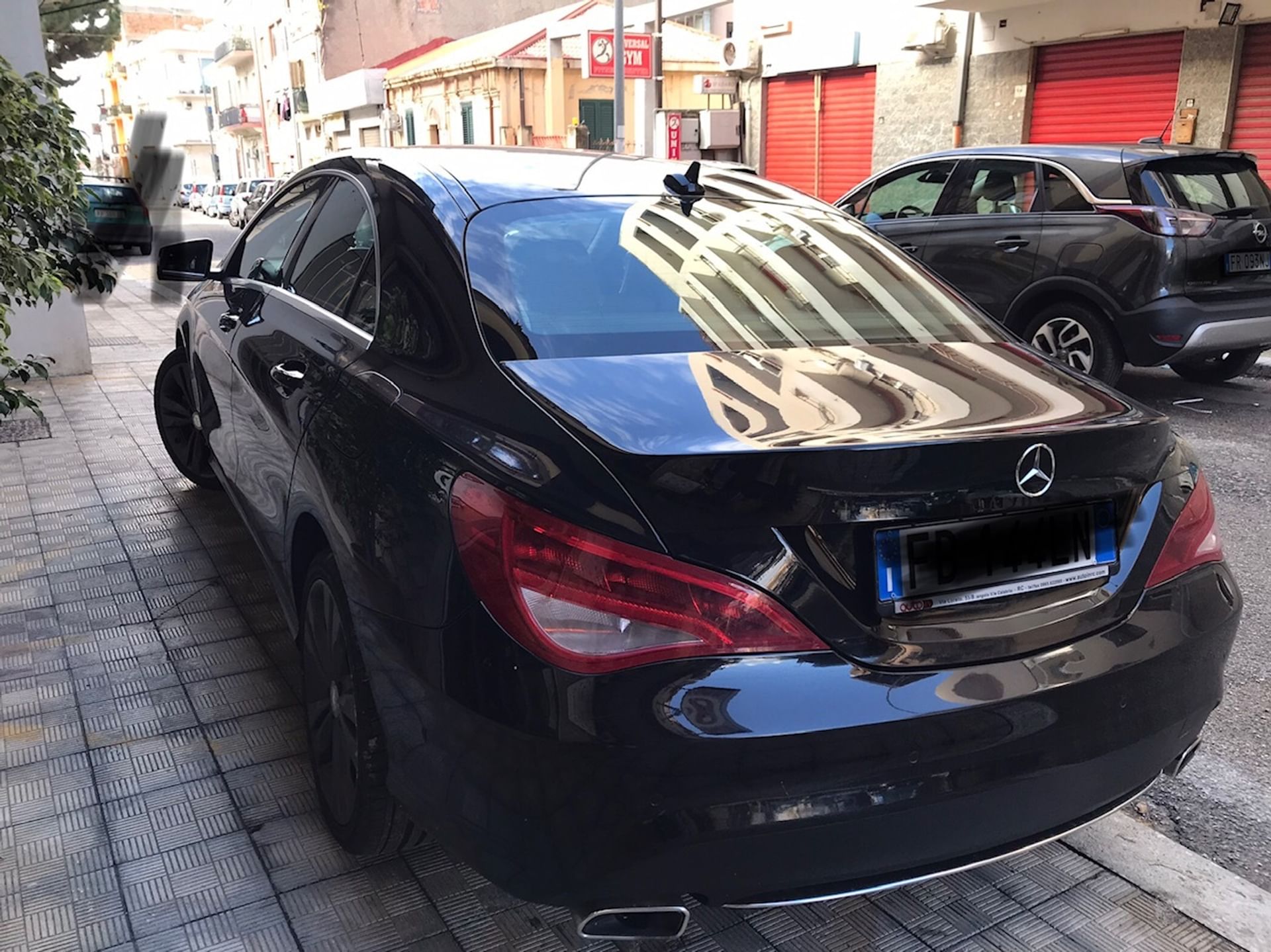 Mercedes-Benz CLA
