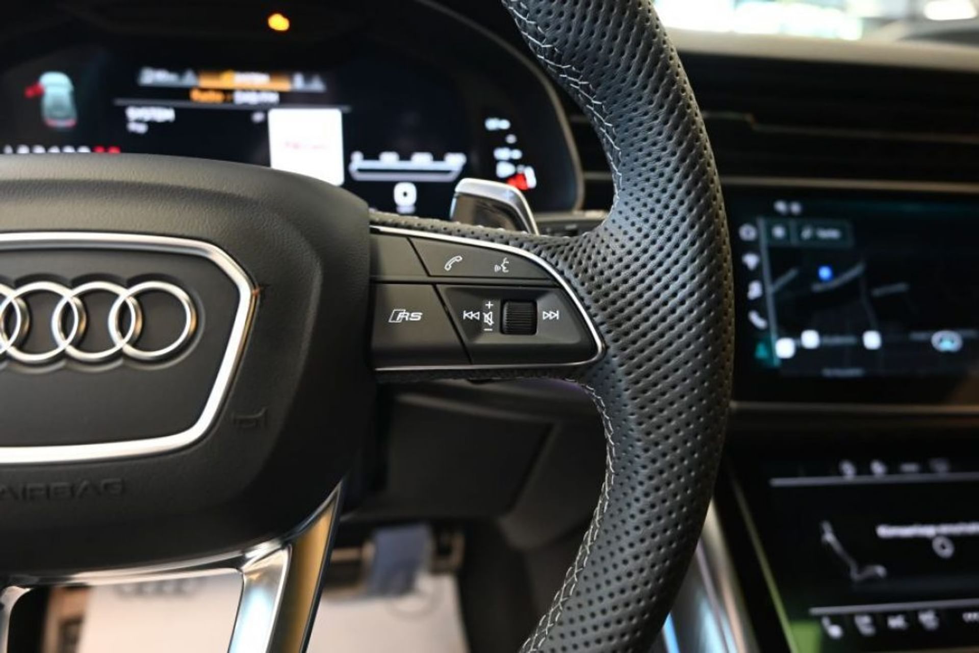 Audi RS Q8