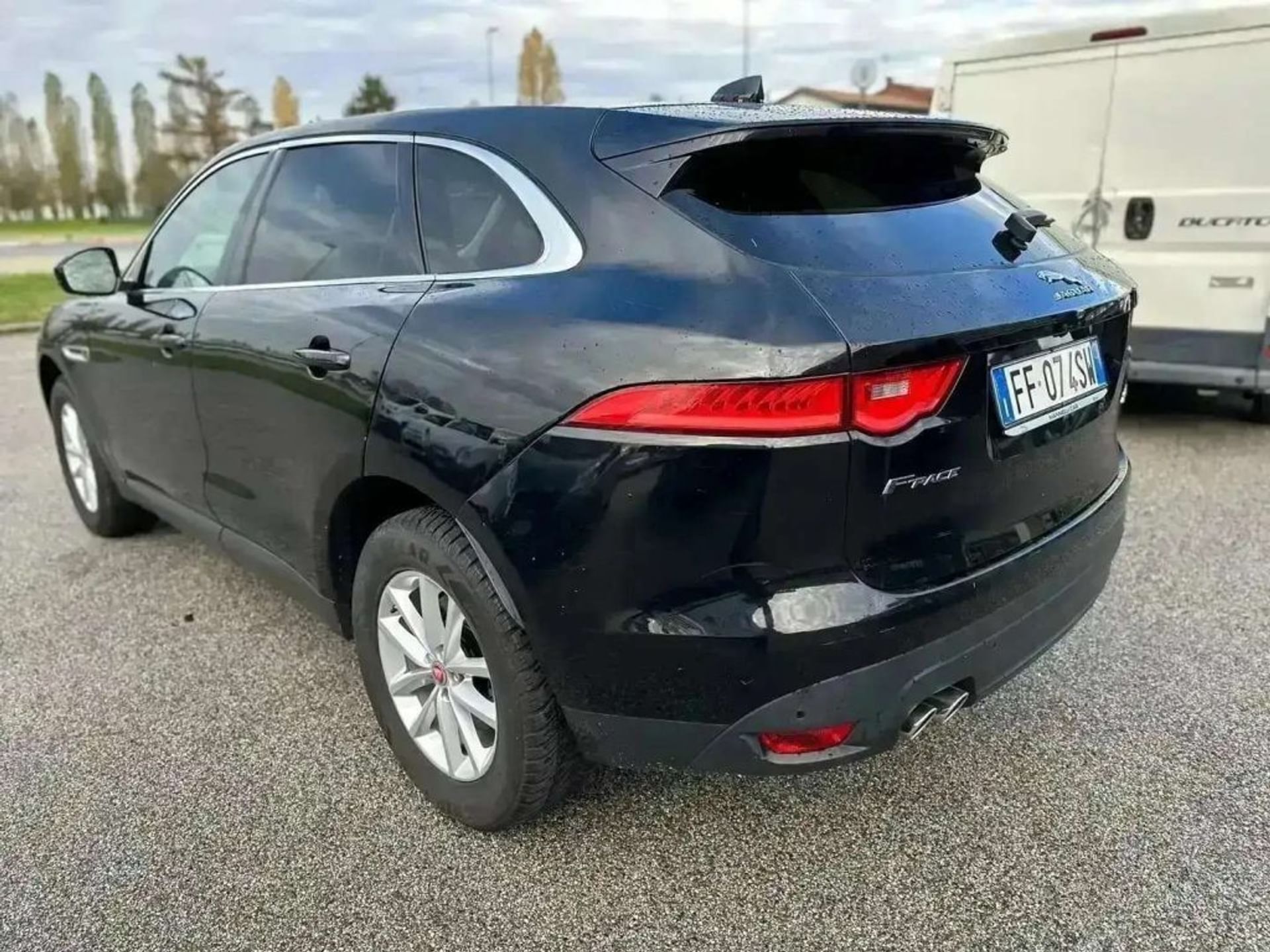 Jaguar F-Pace