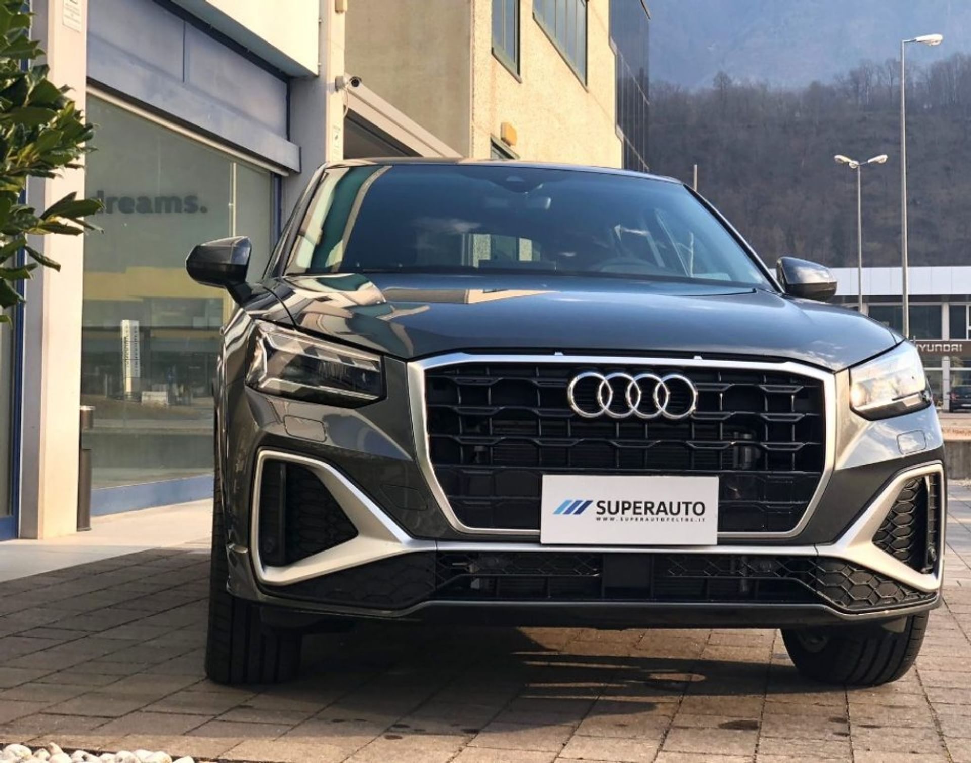 Audi Q2
