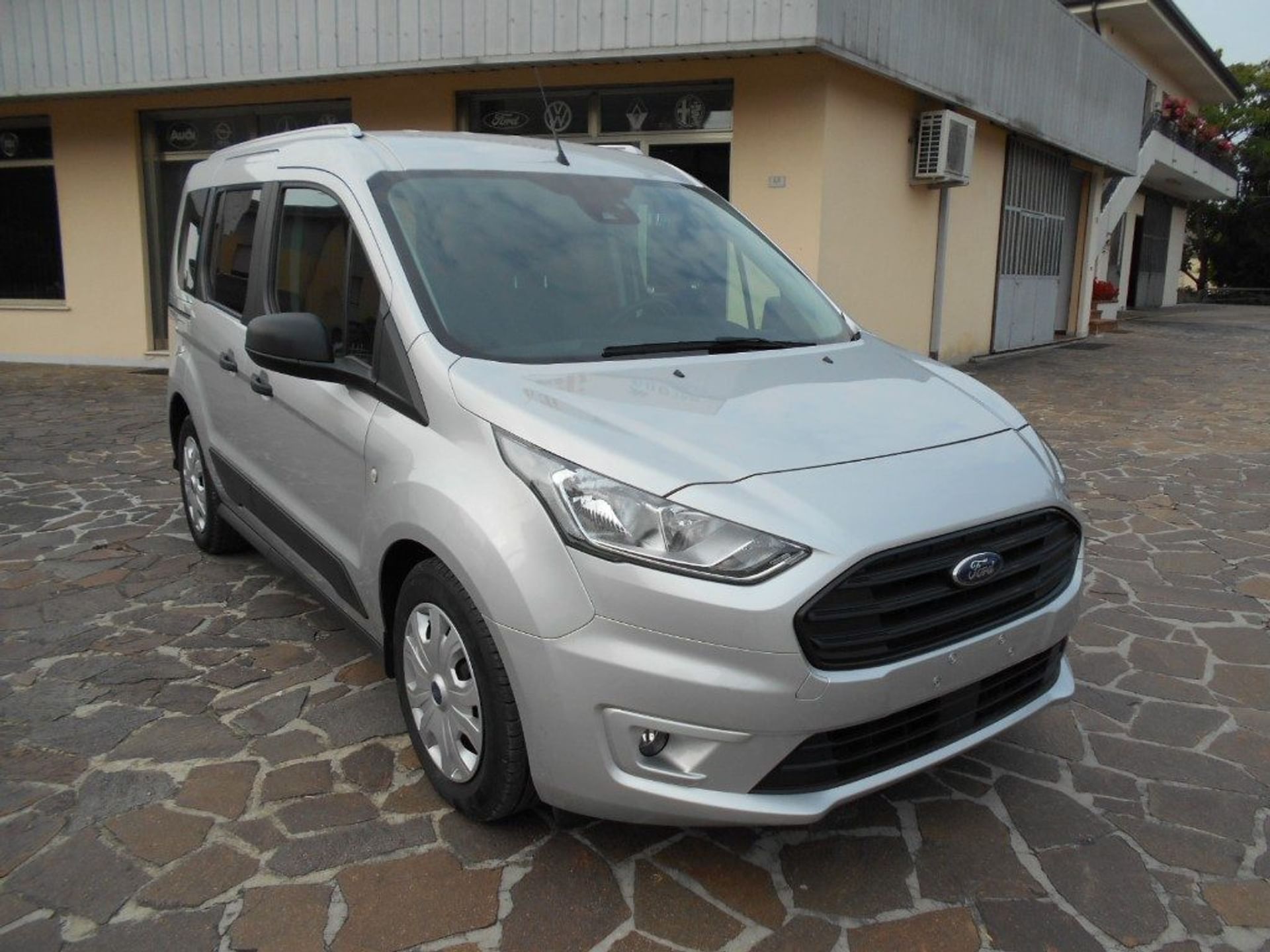 Ford Tourneo Connect 1.5 TDCi 100 CV