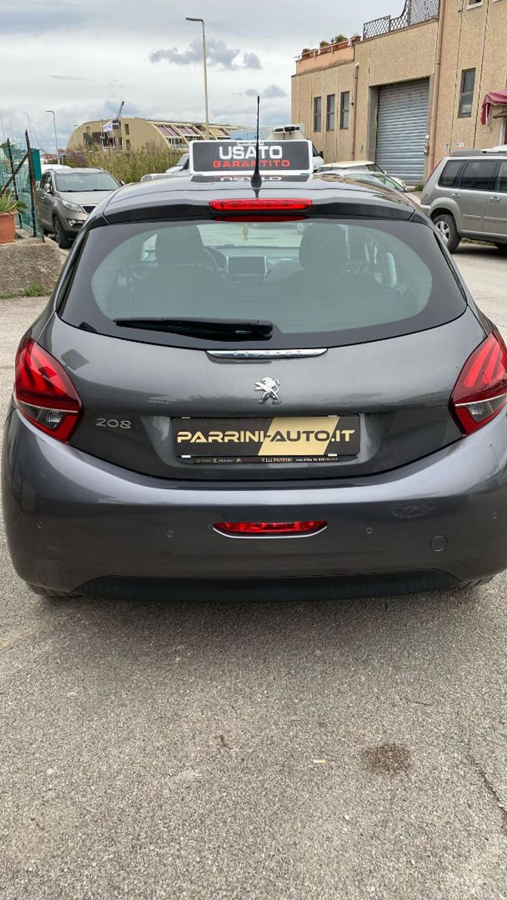 Peugeot 208