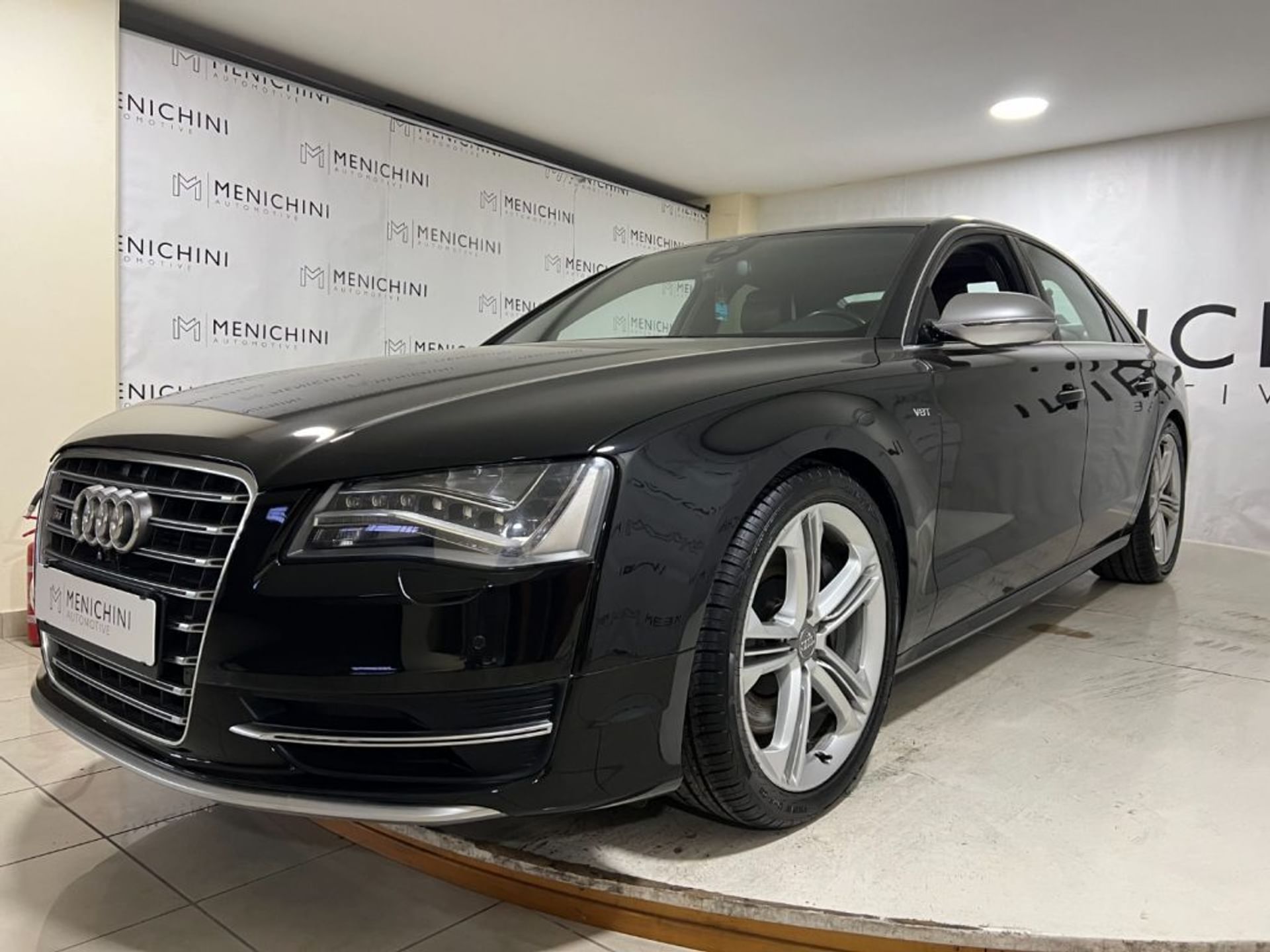 Audi S8