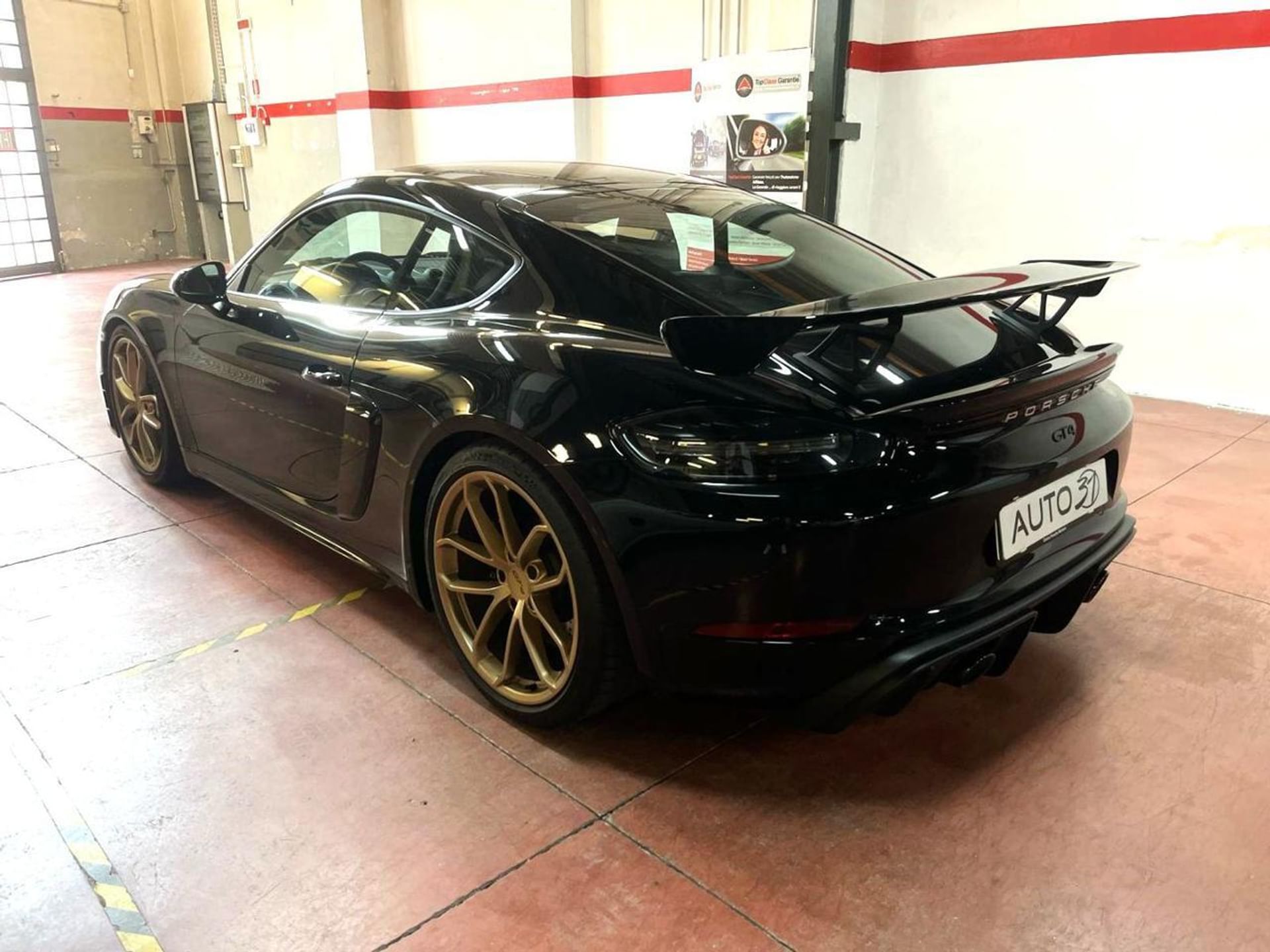 Porsche 718