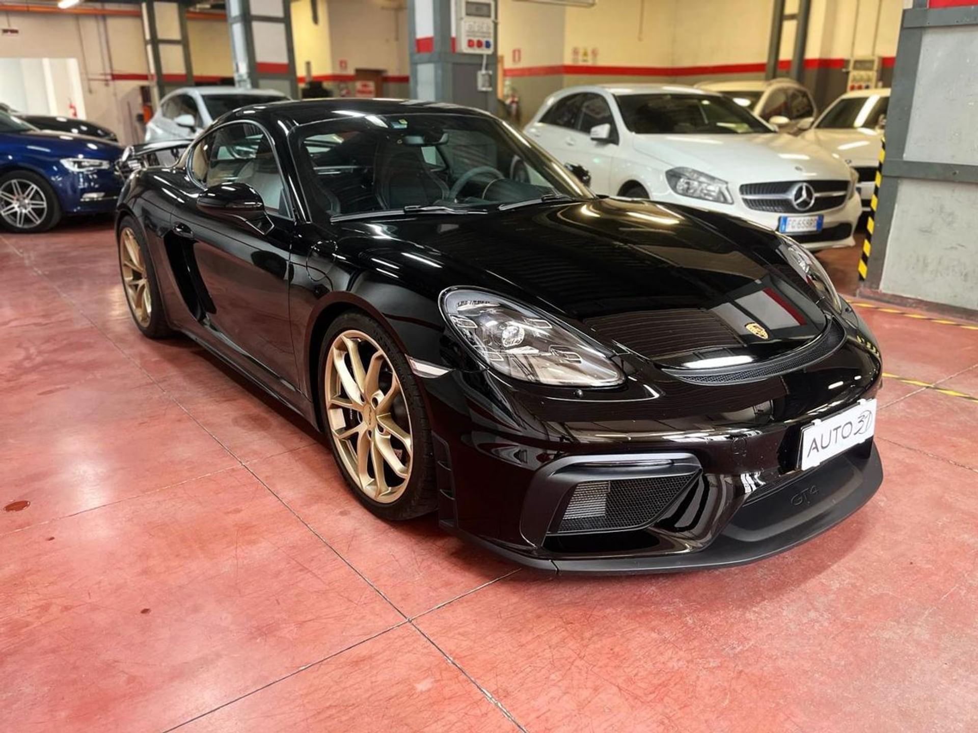 Porsche 718