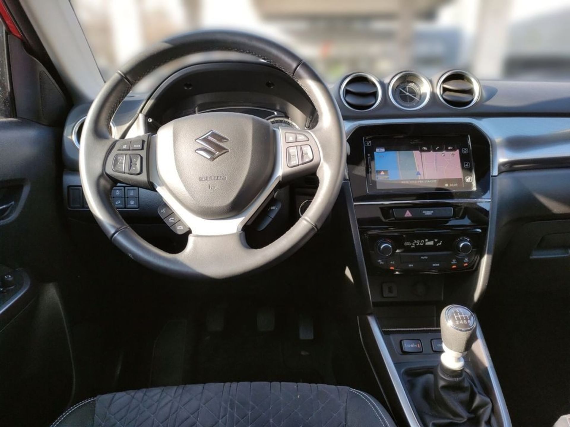 Suzuki 1.4 Hybrid - Volante