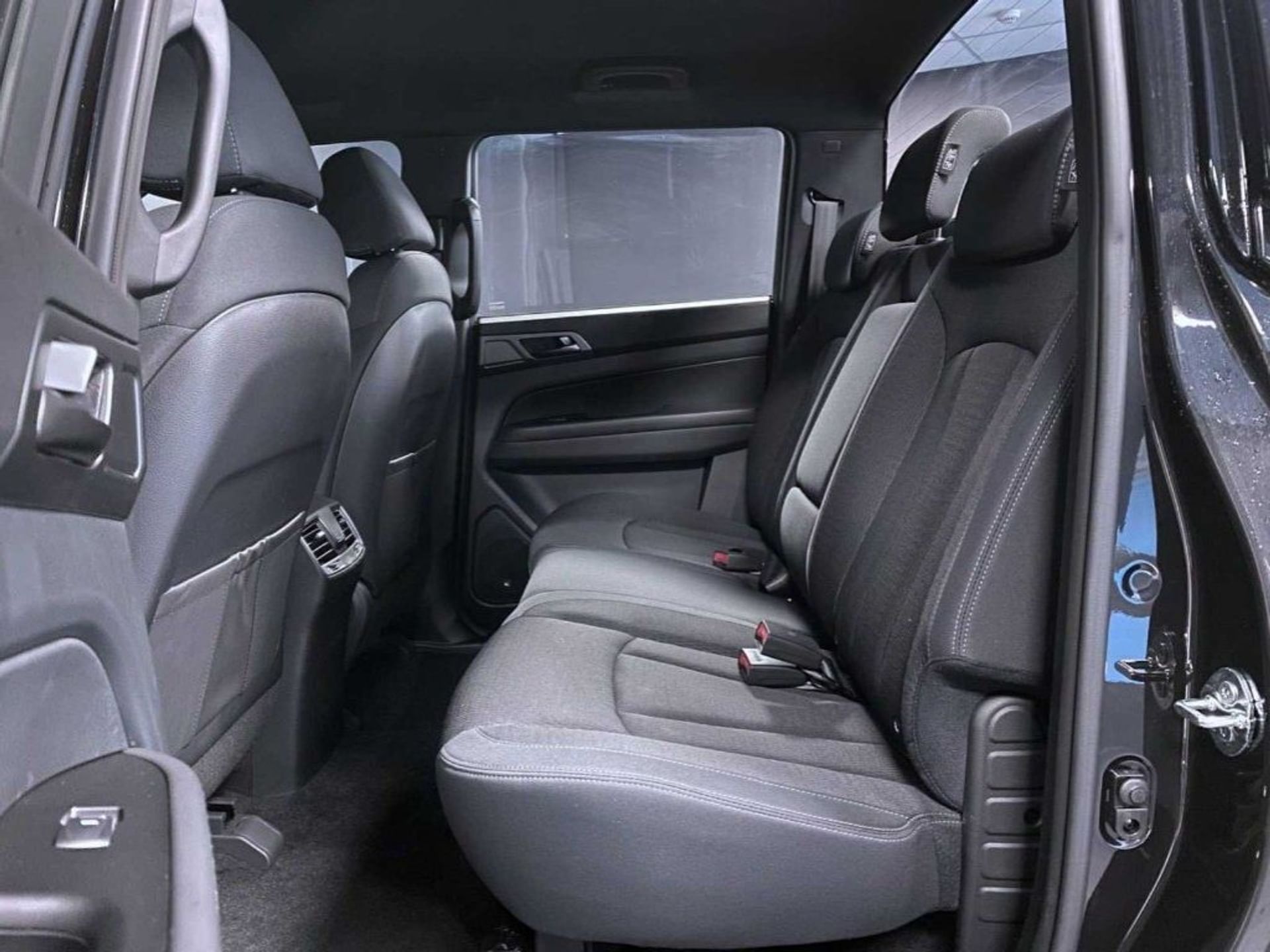 SsangYong Rexton Sports