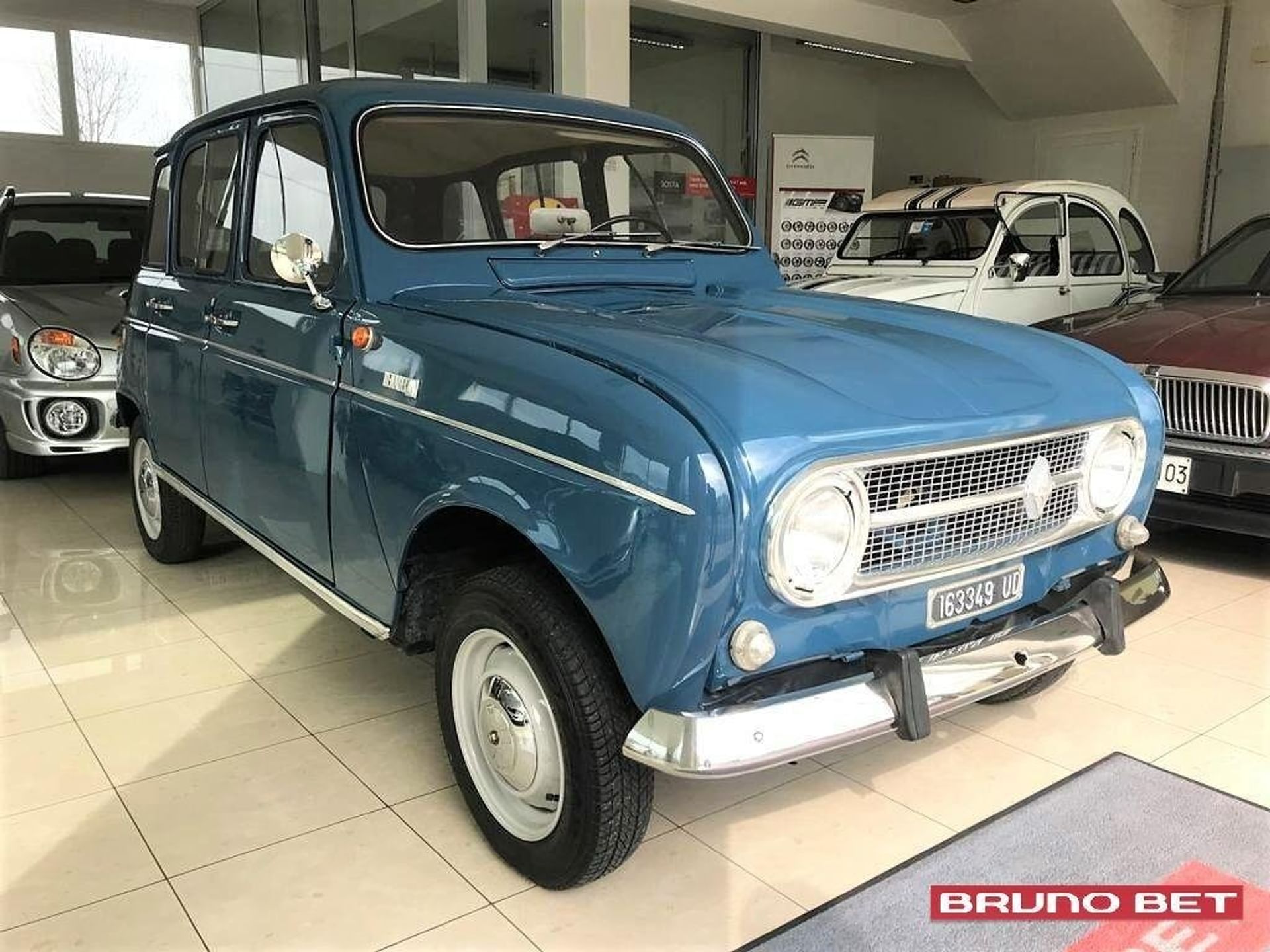 Renault 4