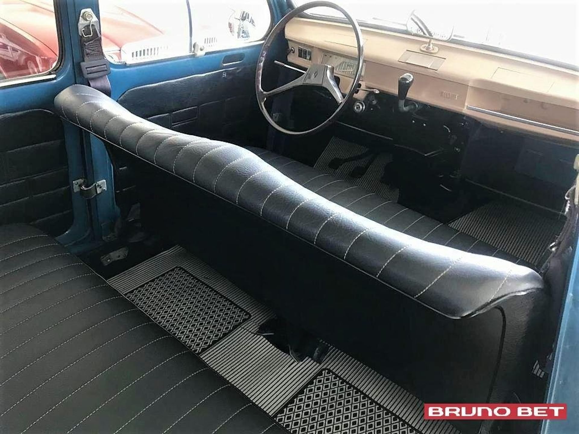 Renault 4