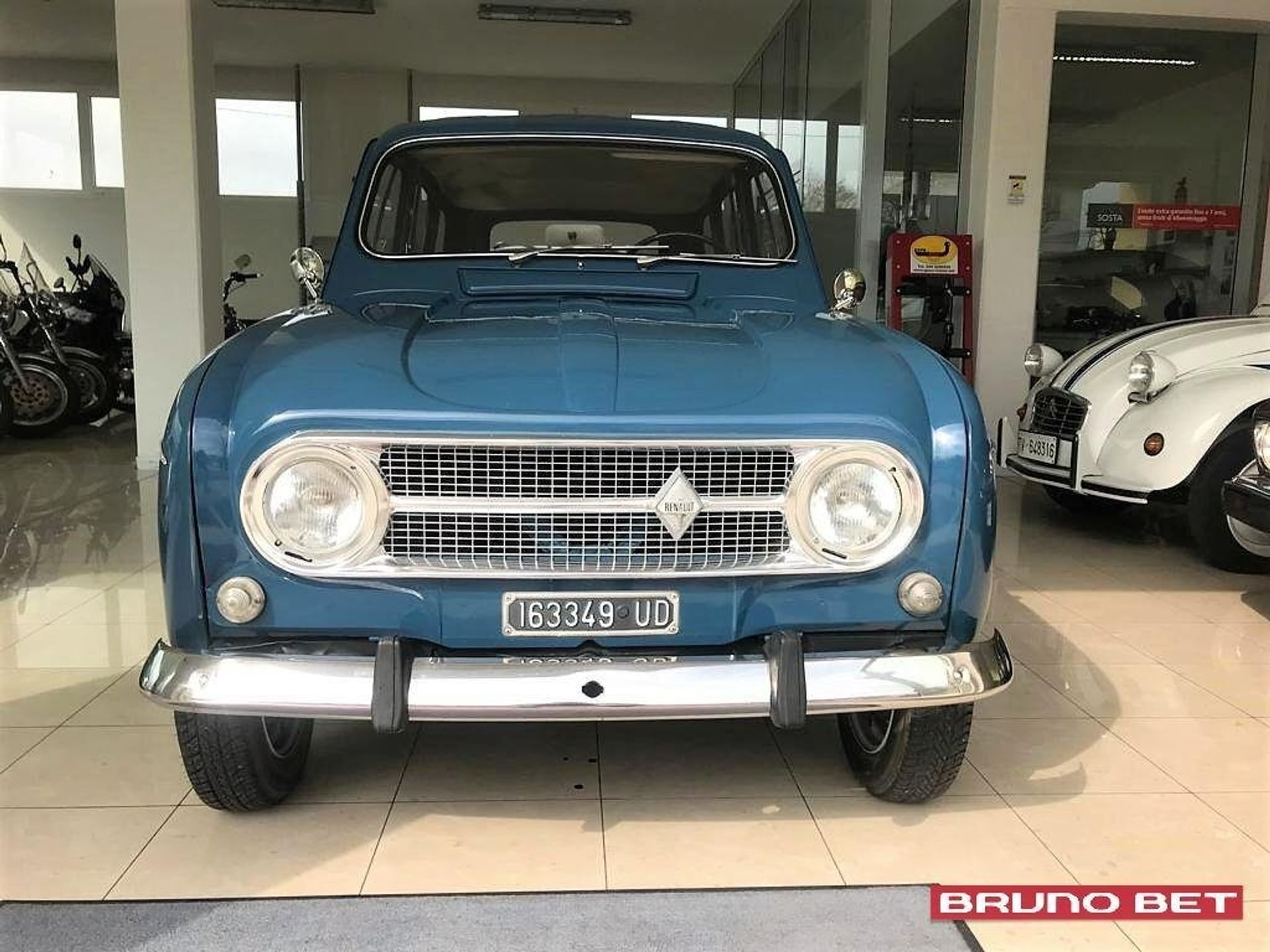 Renault 4