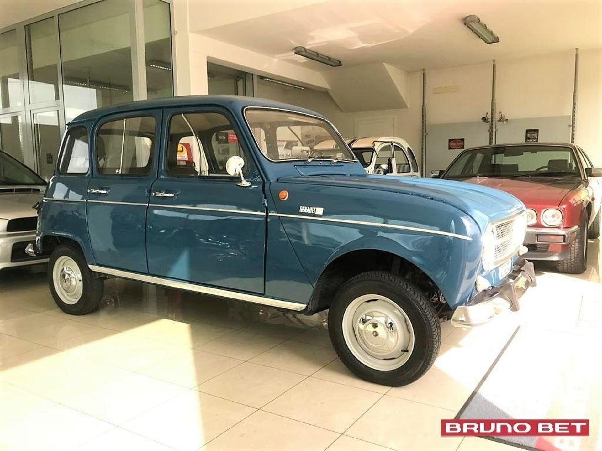 Renault 4
