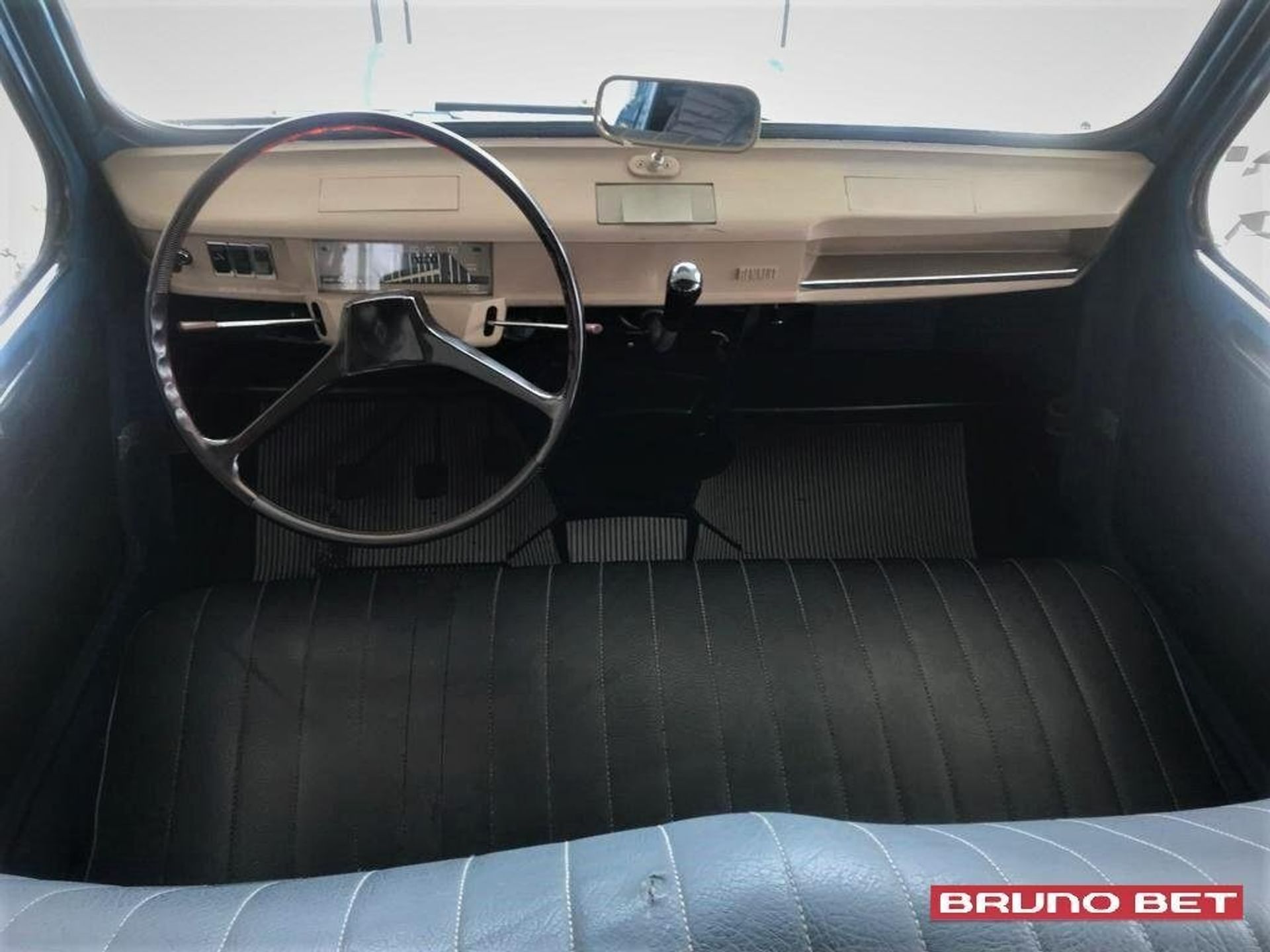 Renault 4