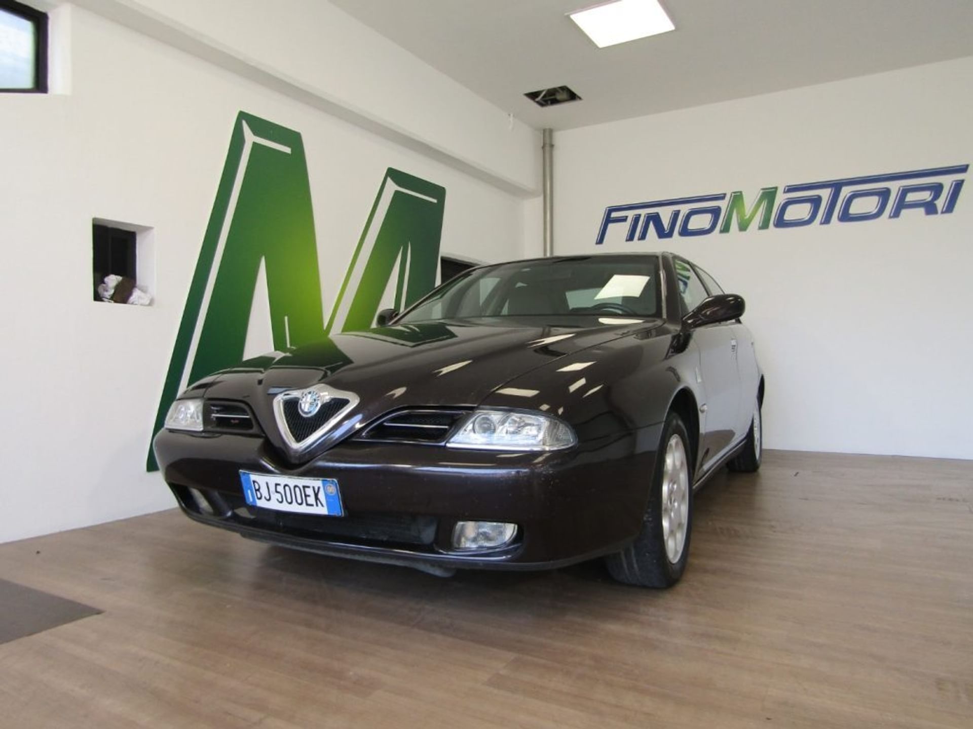 Alfa Romeo 166