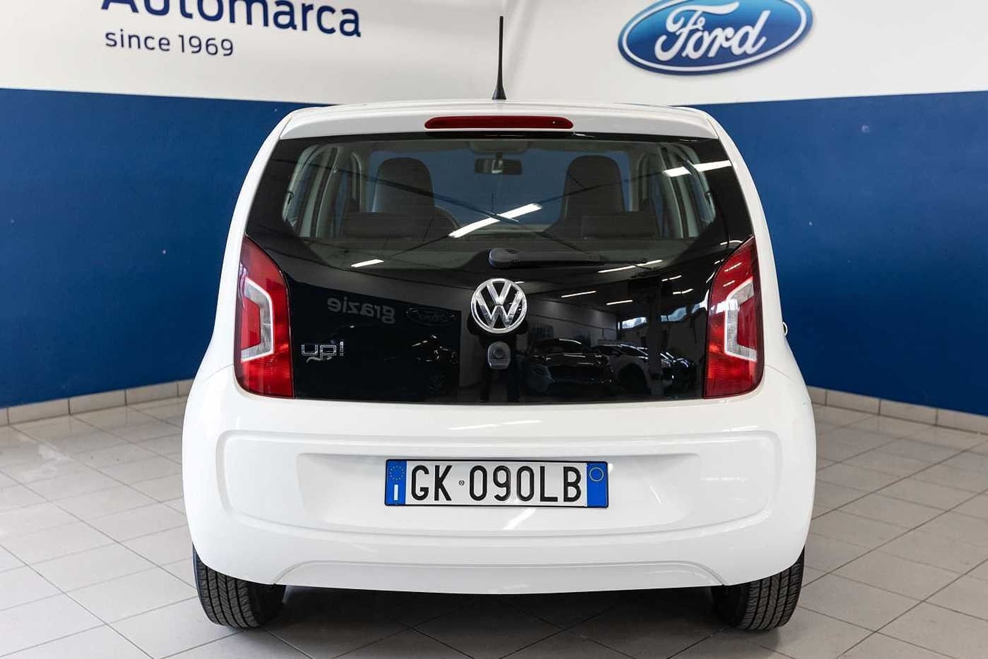 Volkswagen up!