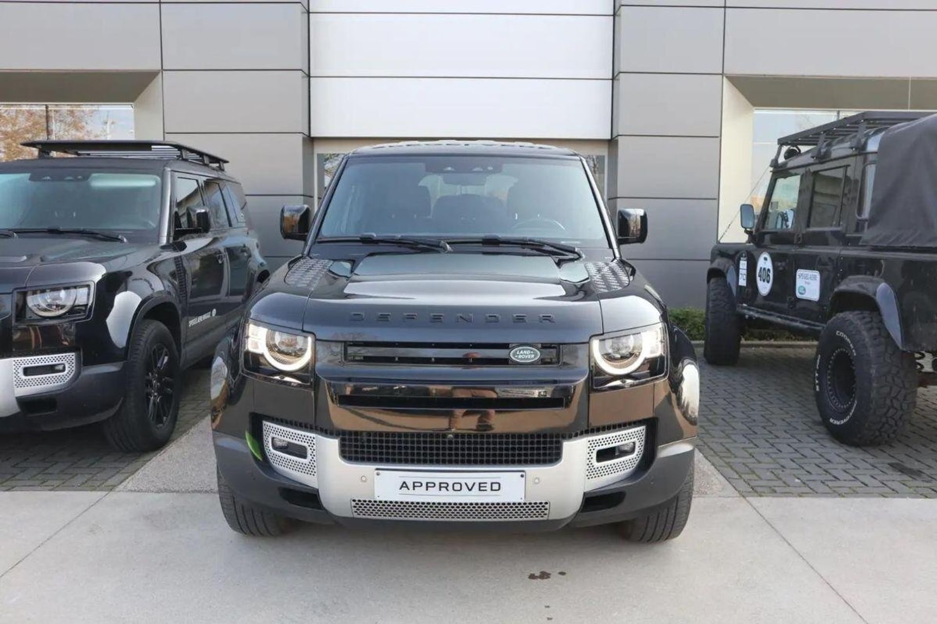 Land Rover Defender