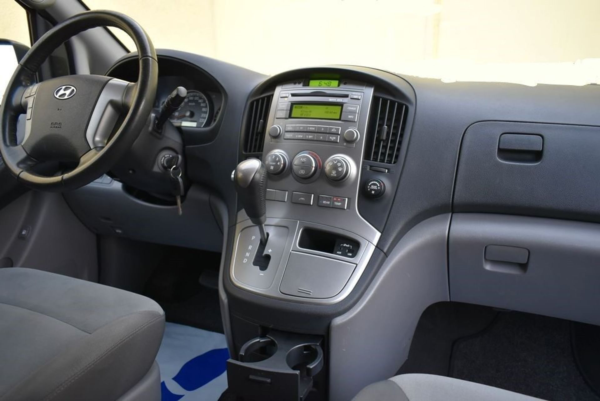 Hyundai H-1
