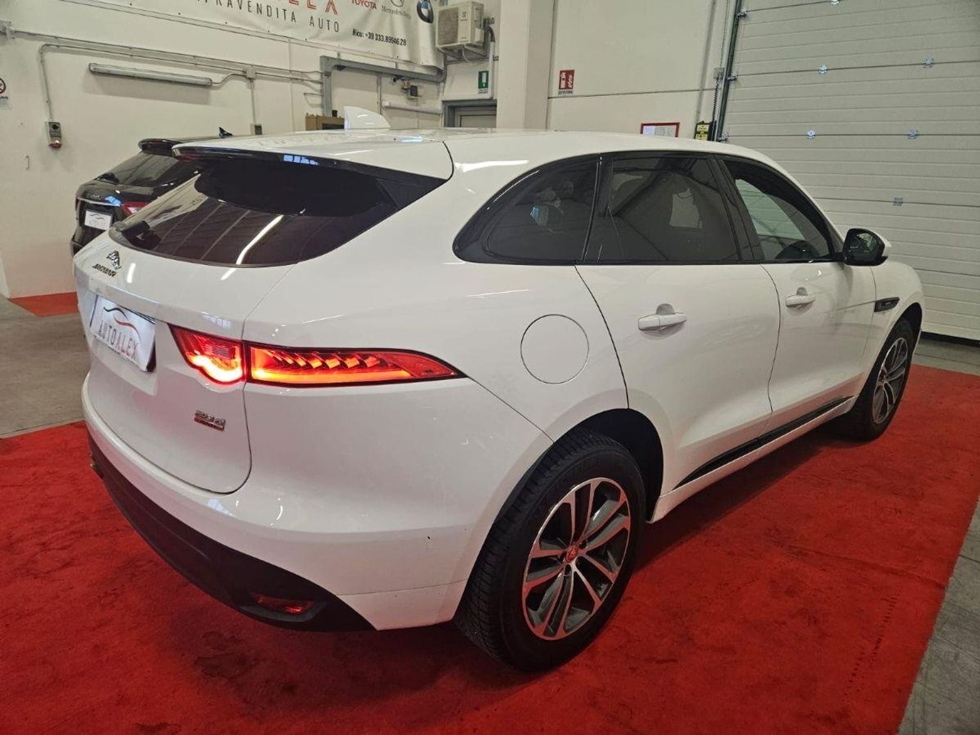 Jaguar F-Pace