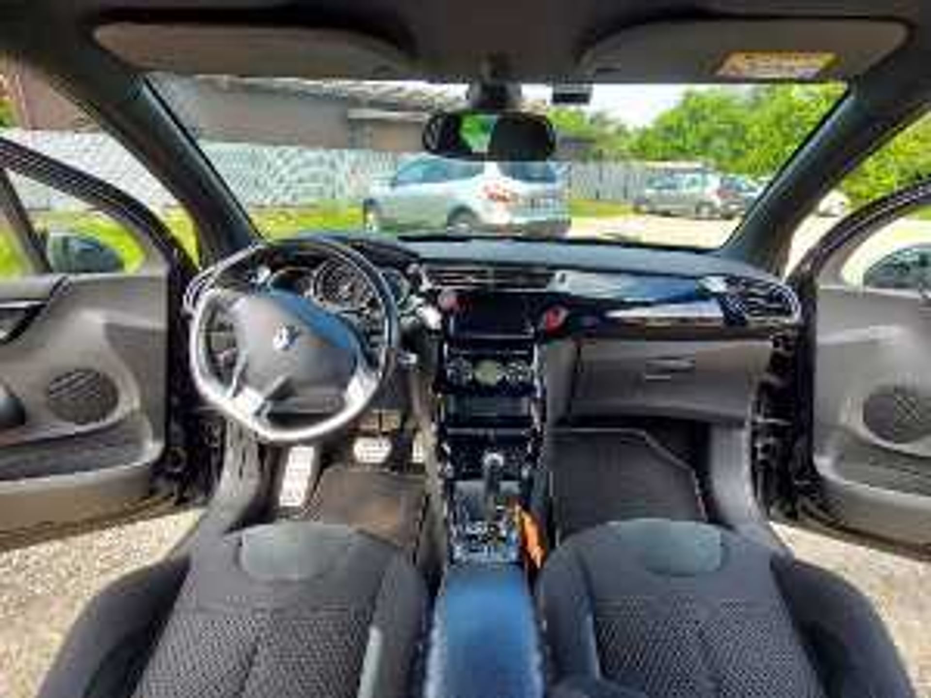 DS Automobiles DS 3