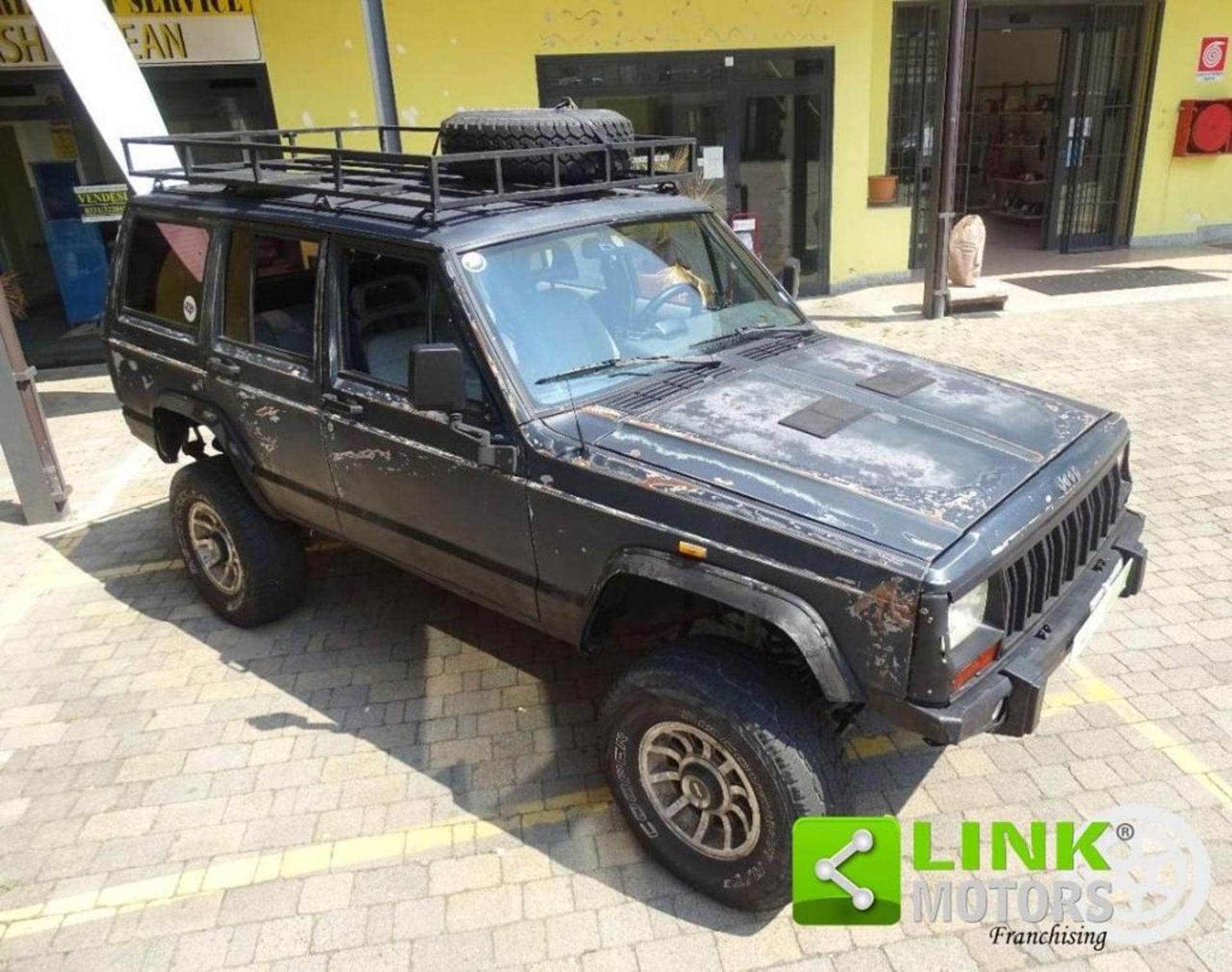 Jeep Cherokee