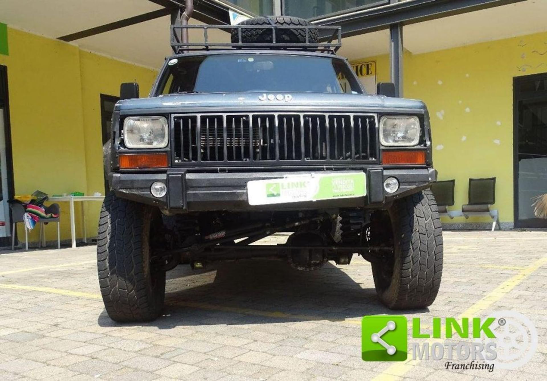Jeep Cherokee
