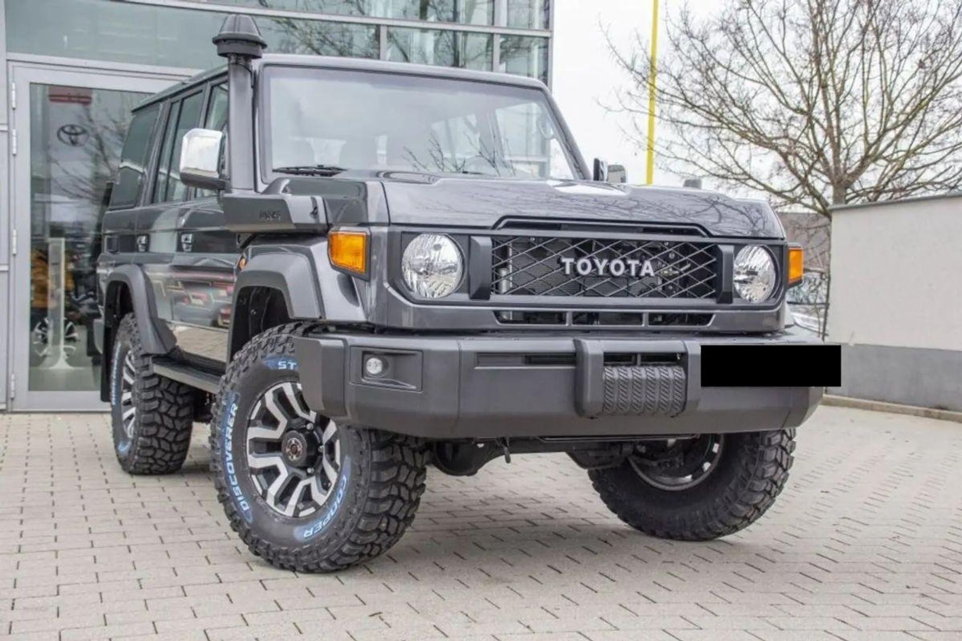 Toyota Land Cruiser