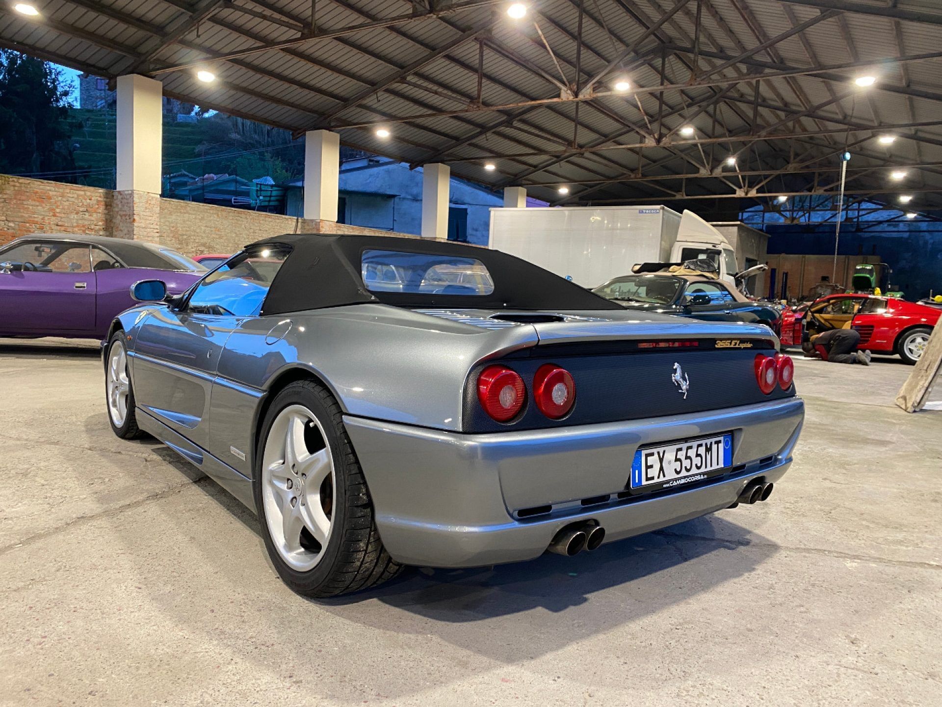 Ferrari F355