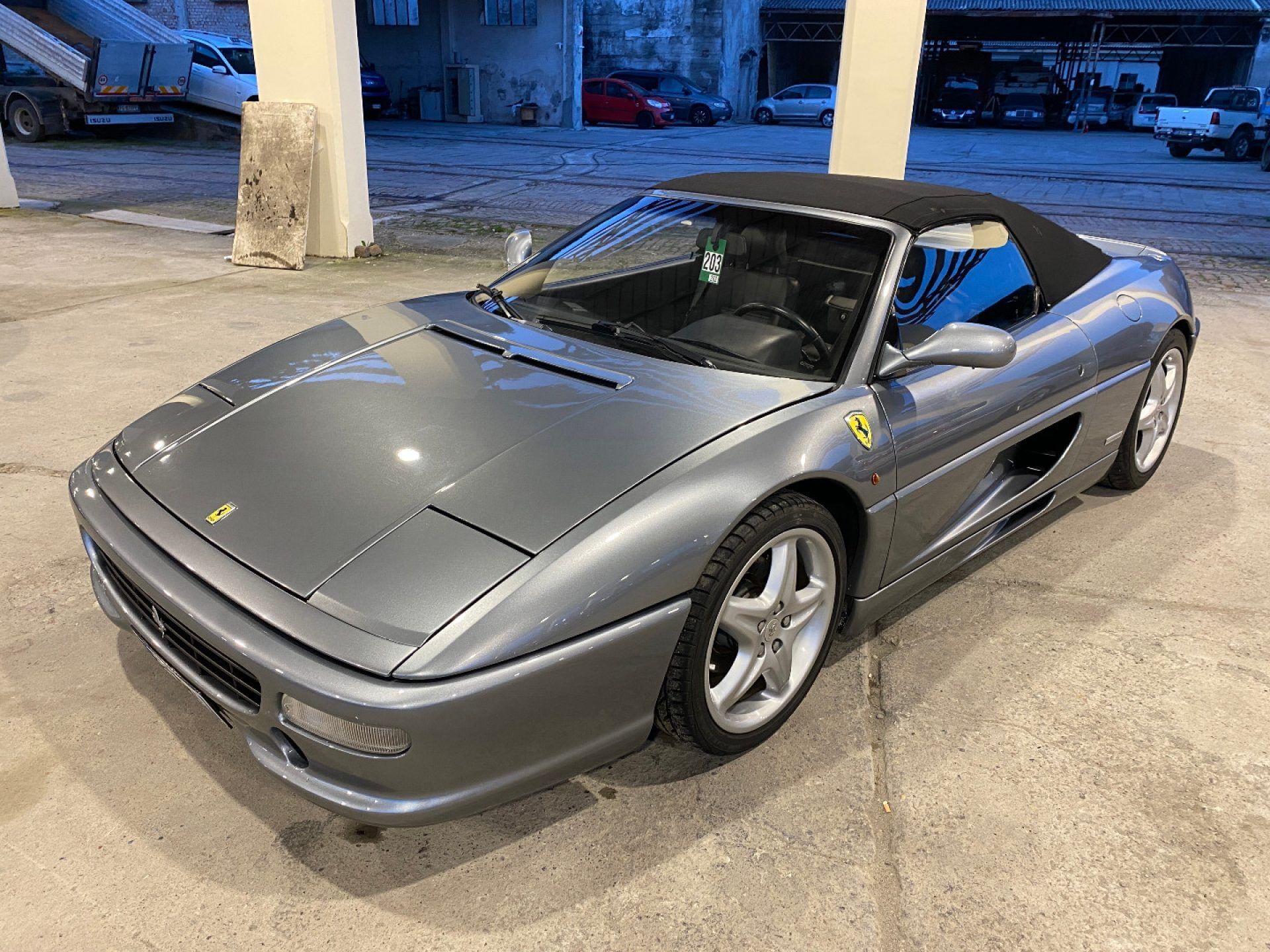 Ferrari F355