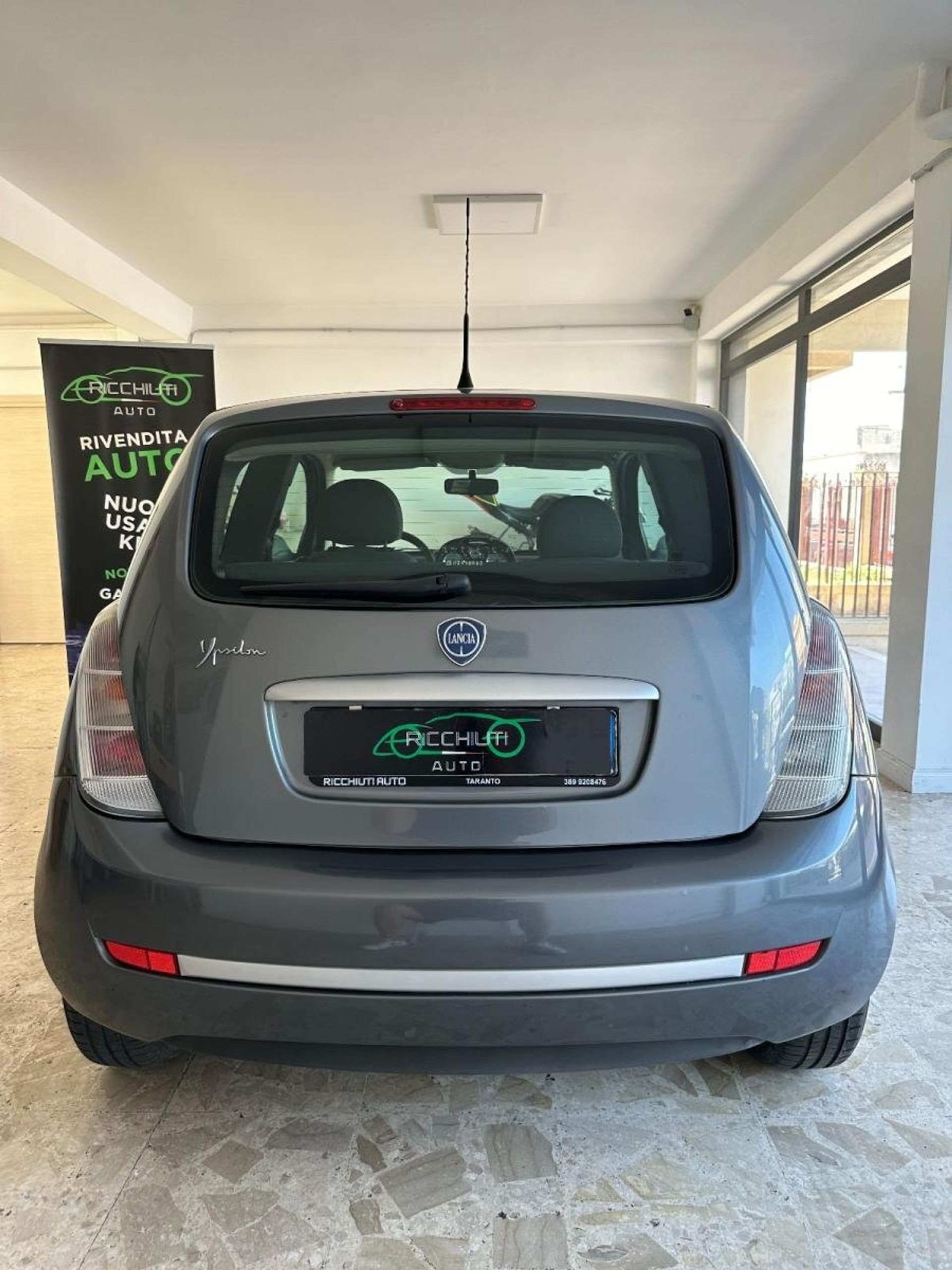 Lancia Ypsilon