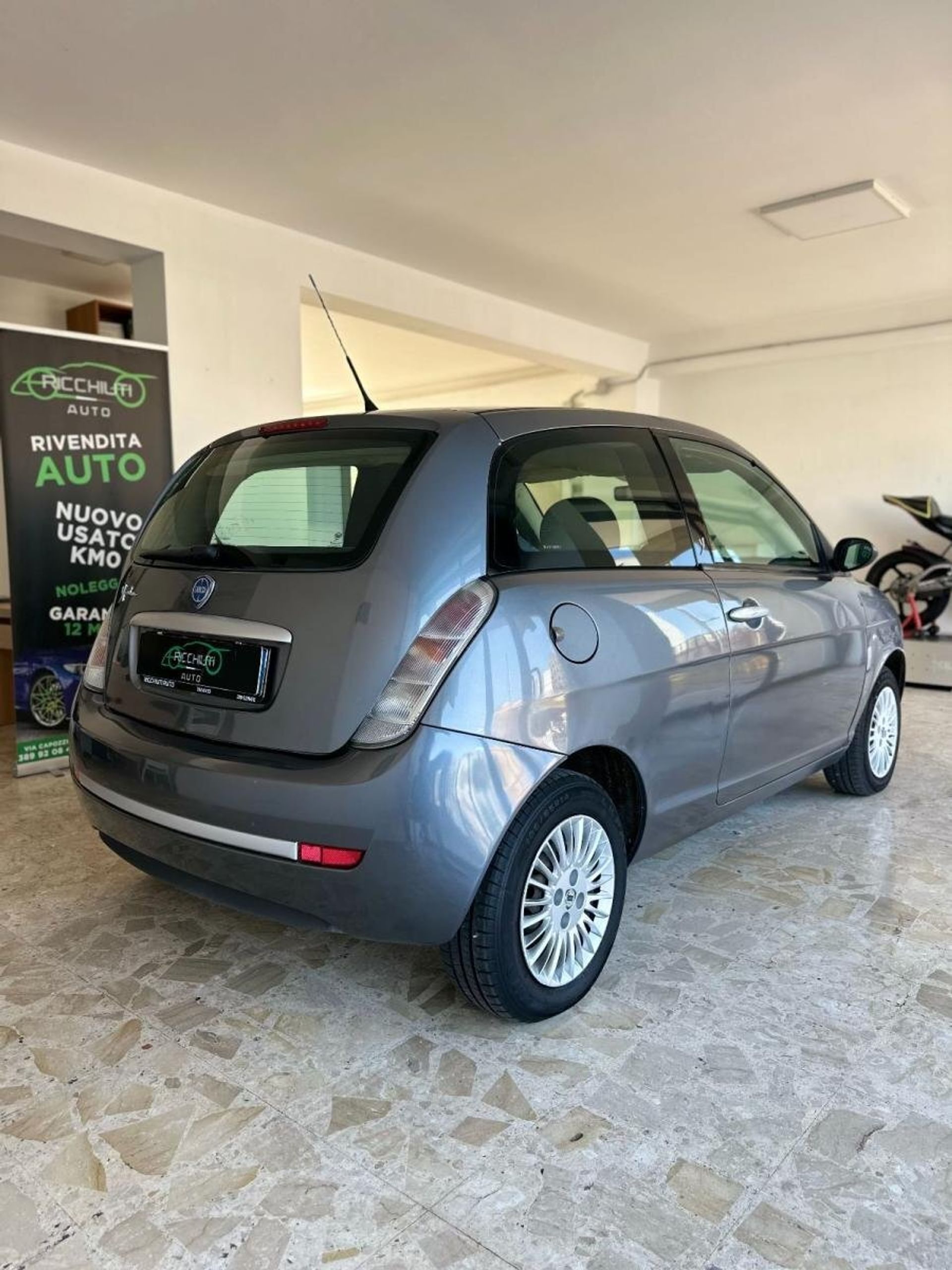 Lancia Ypsilon