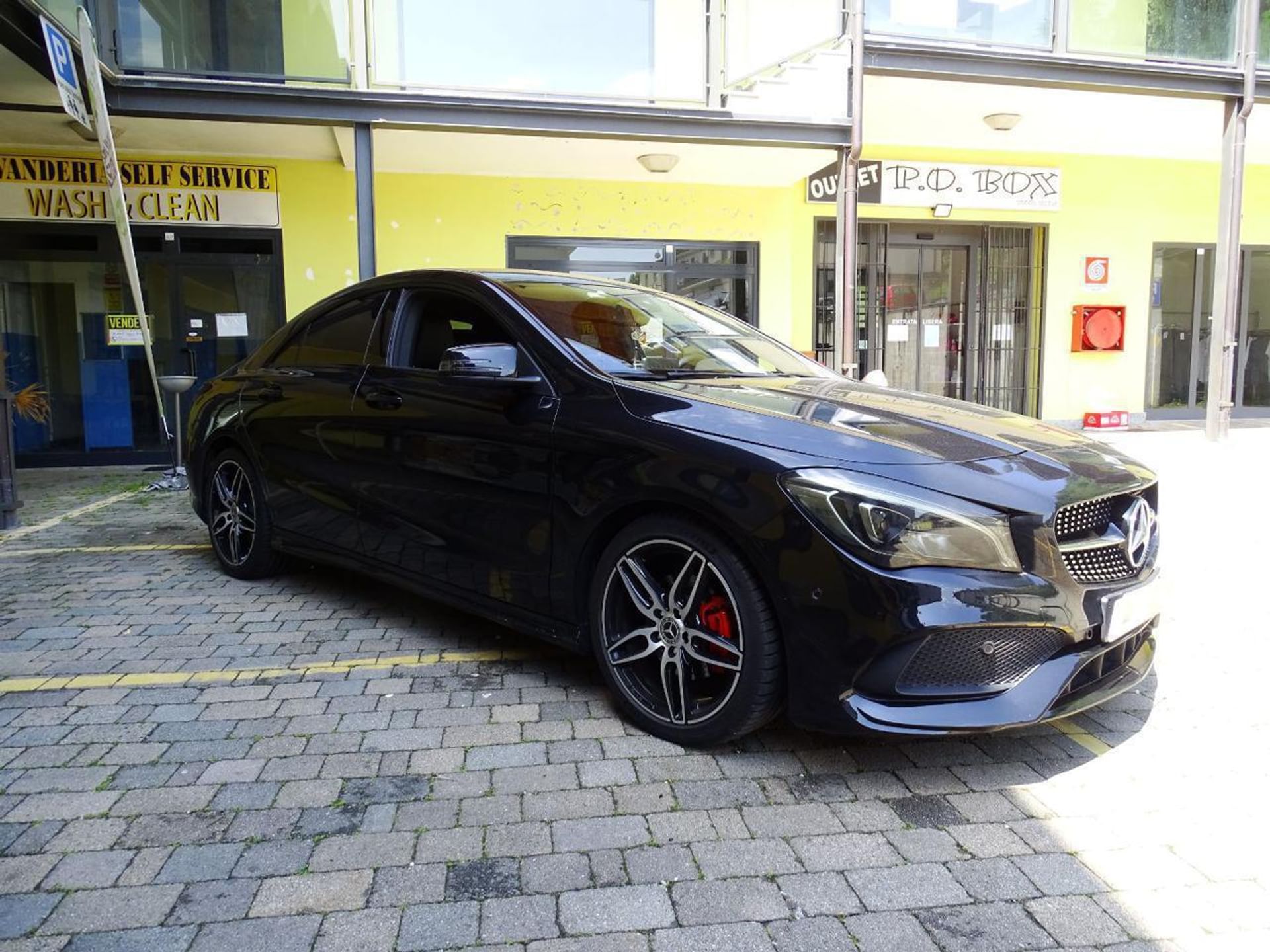 Mercedes-Benz CLA