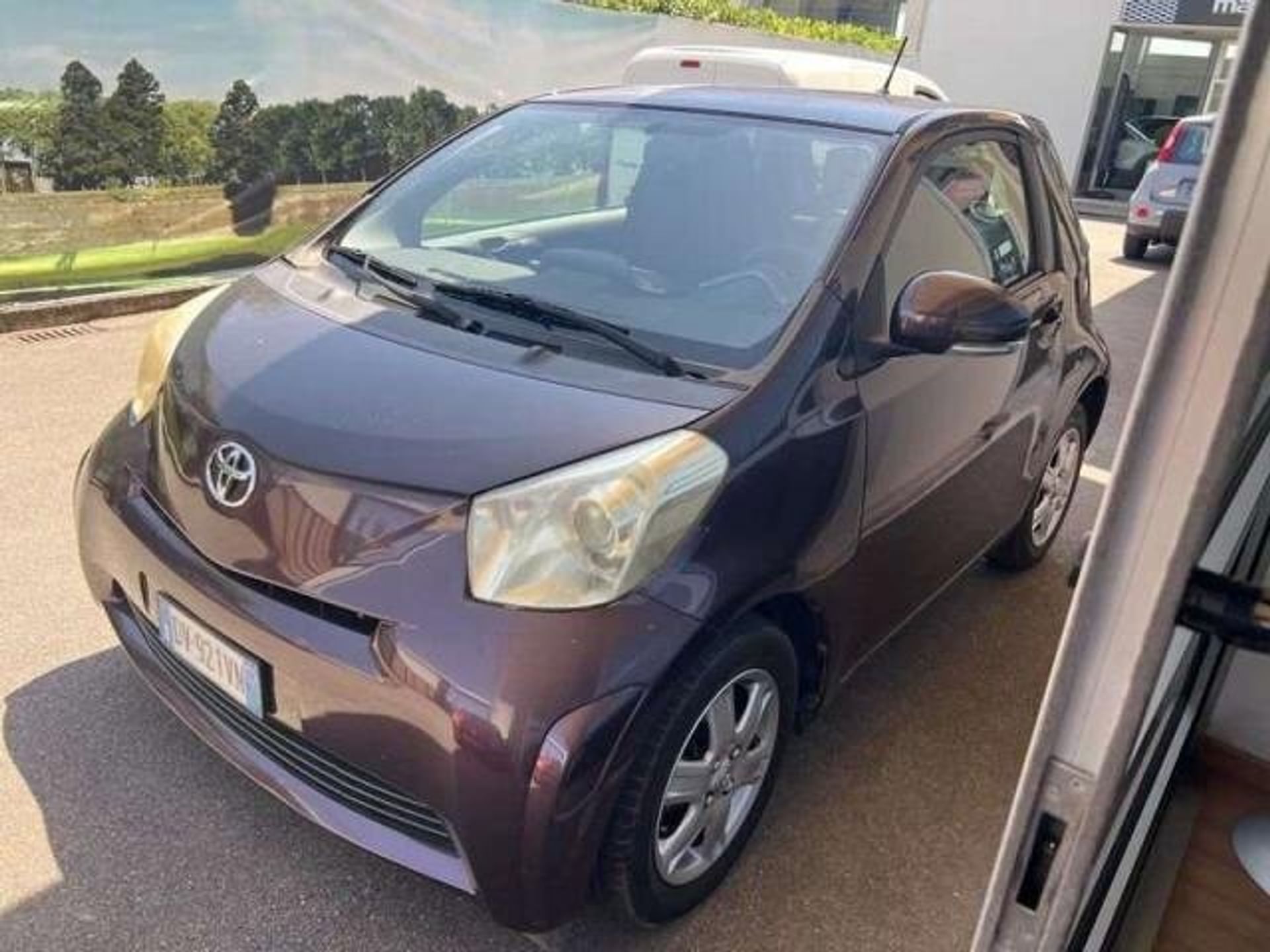 Toyota iQ