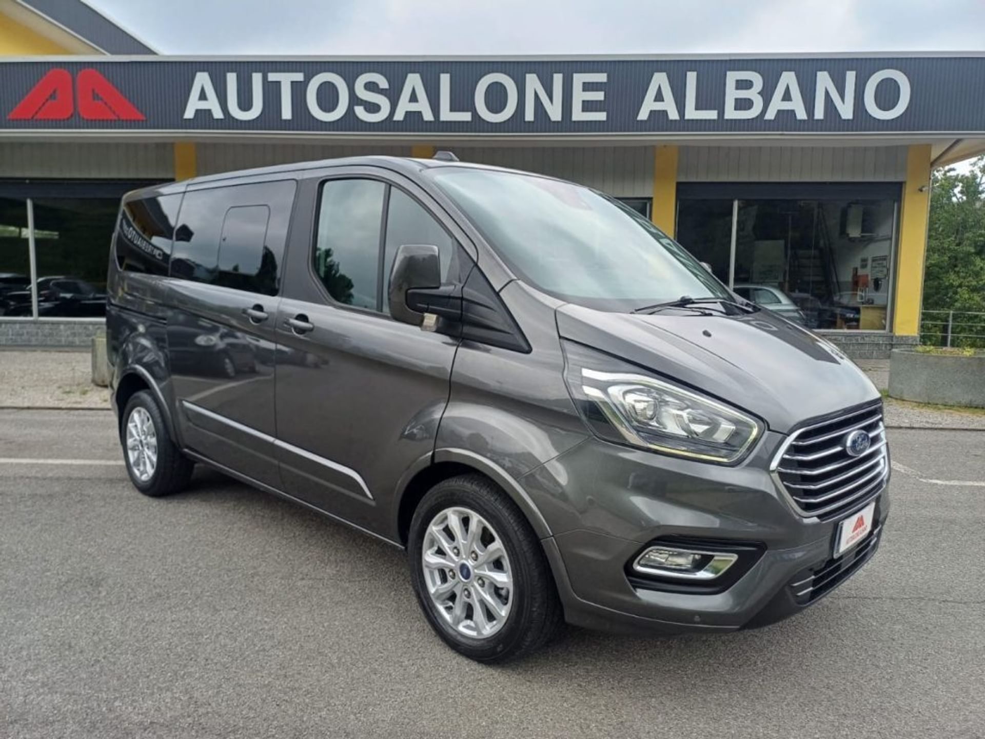 Ford Tourneo Custom