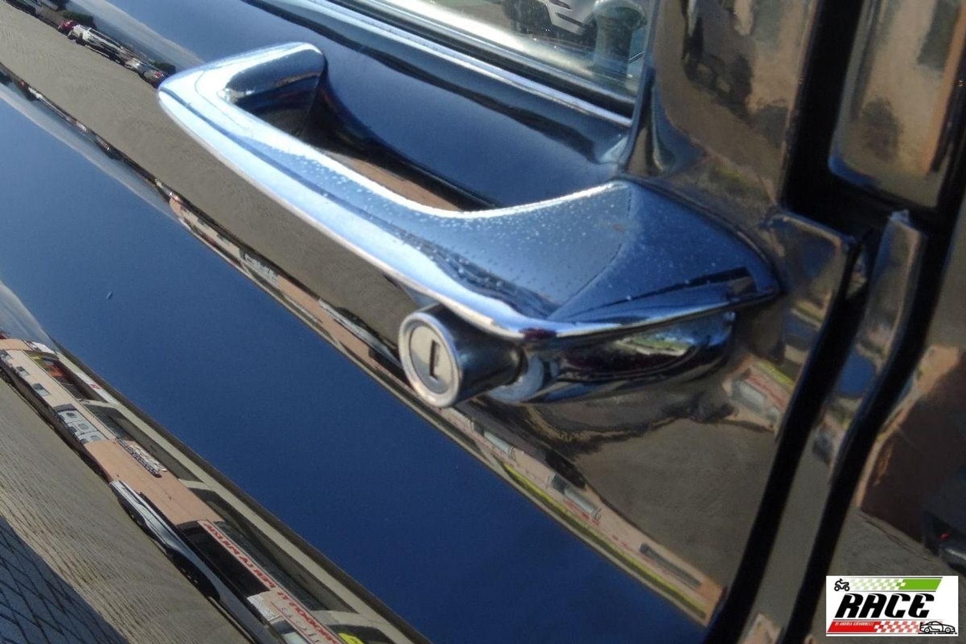 Cadillac Sedan