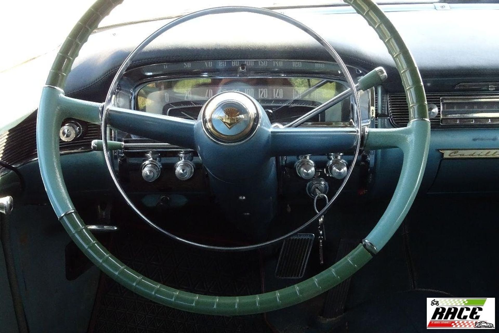 Cadillac Sedan