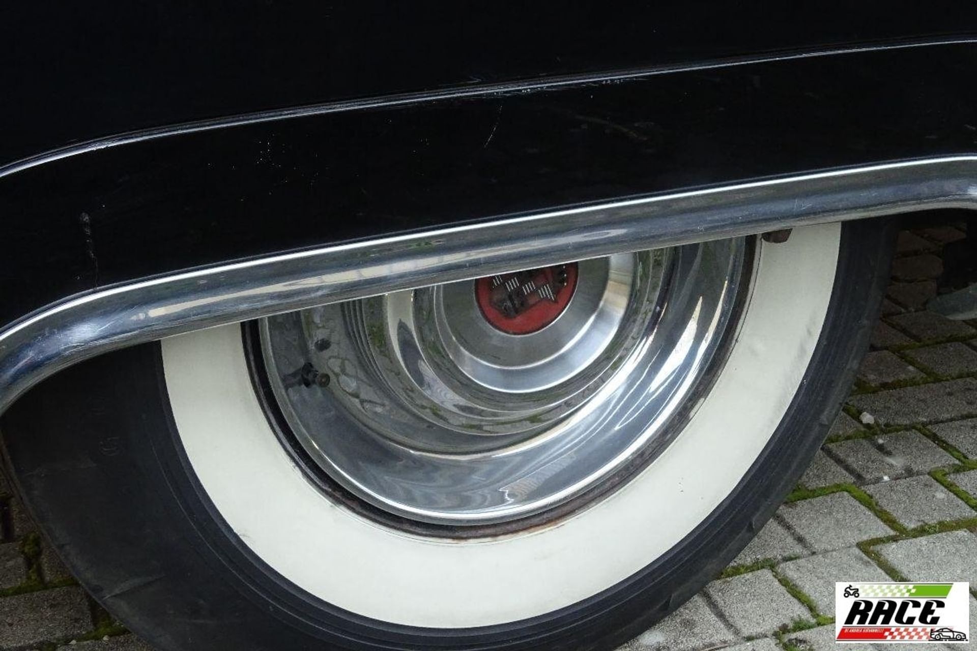 Cadillac Sedan