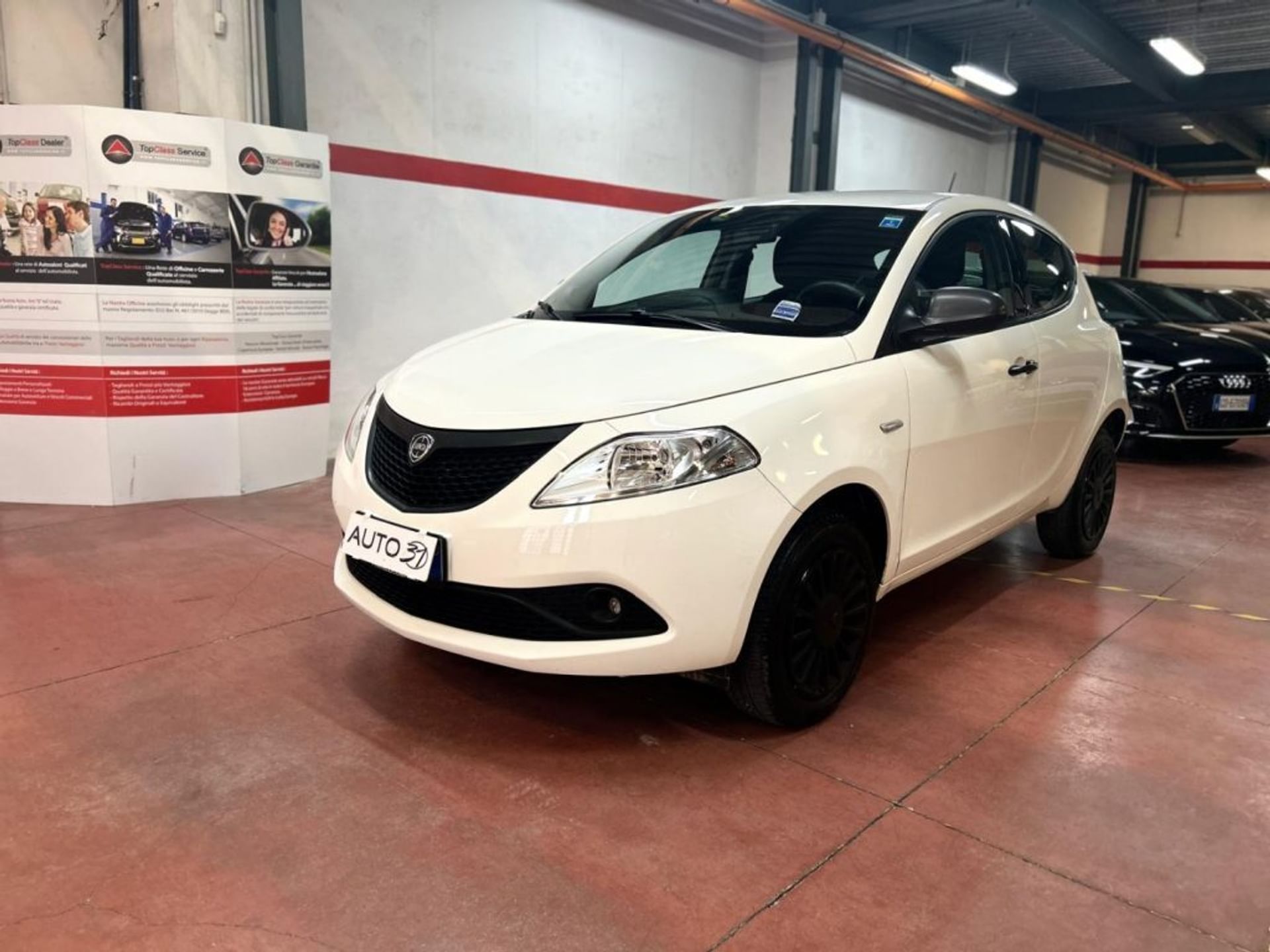 Lancia Ypsilon