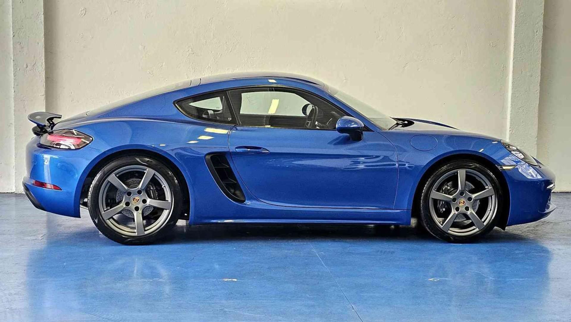 Porsche 718