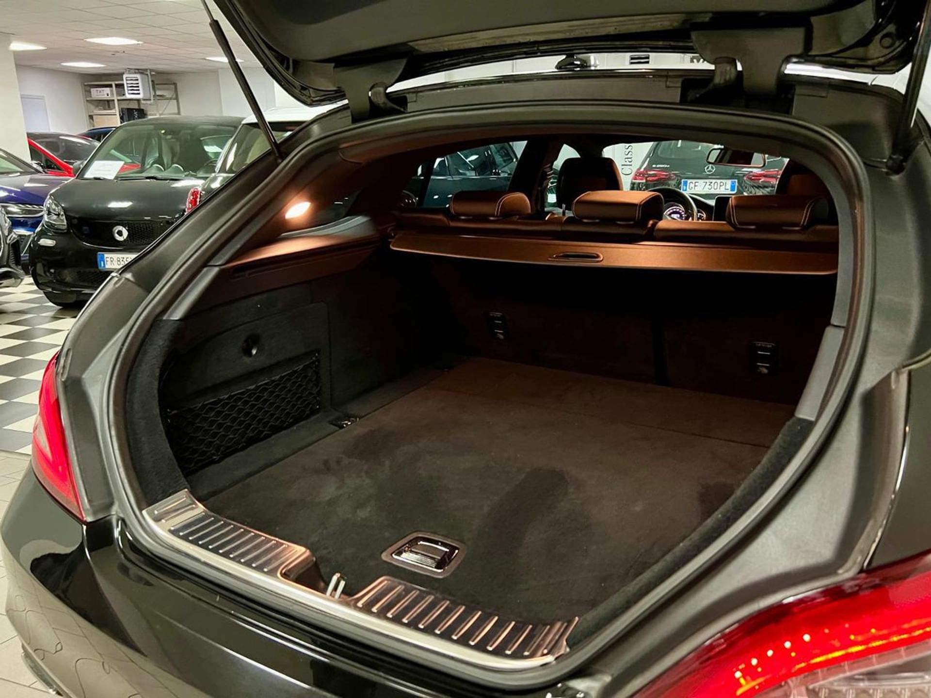 Mercedes-Benz CLS