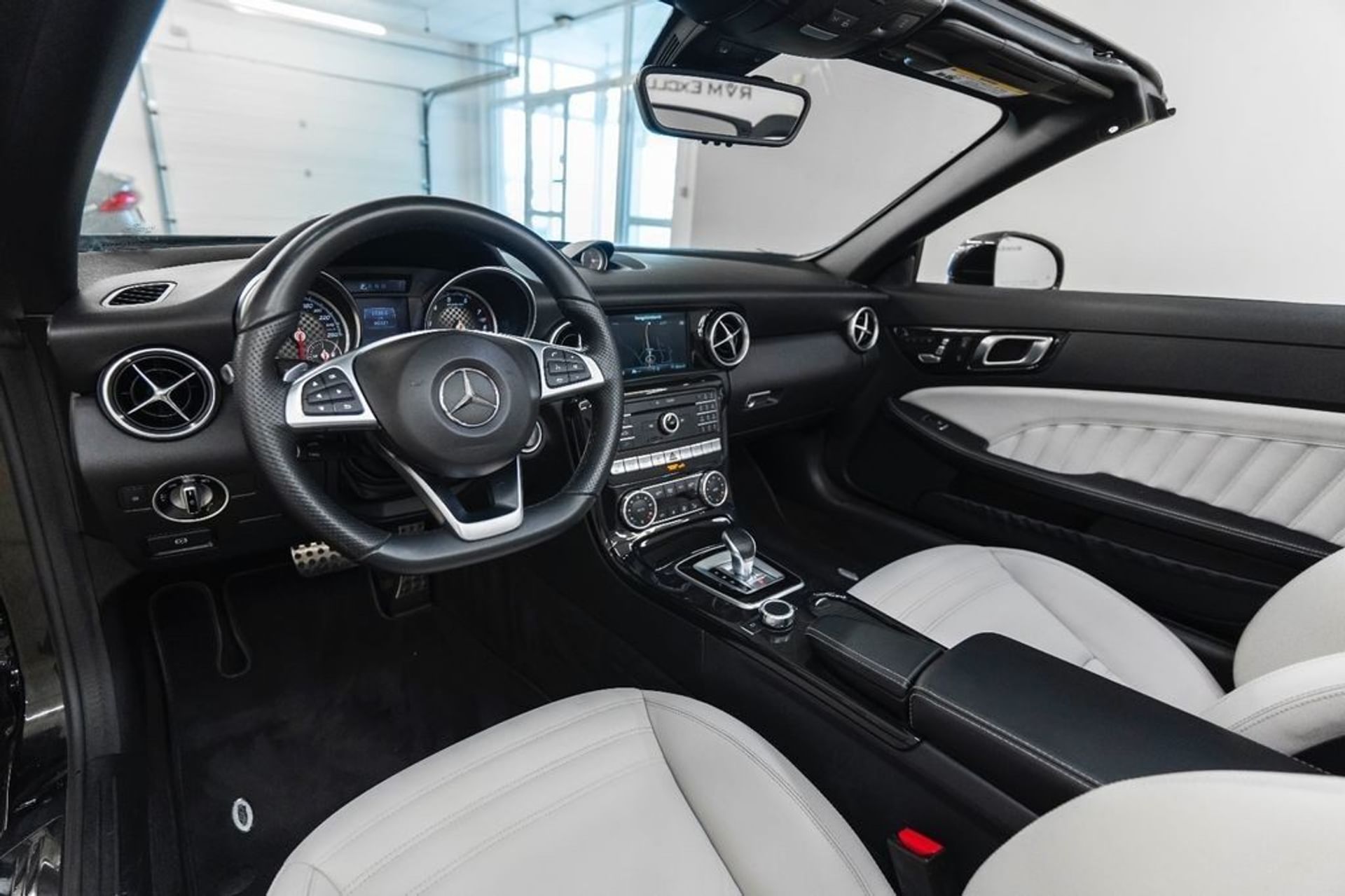 Mercedes-Benz SLC