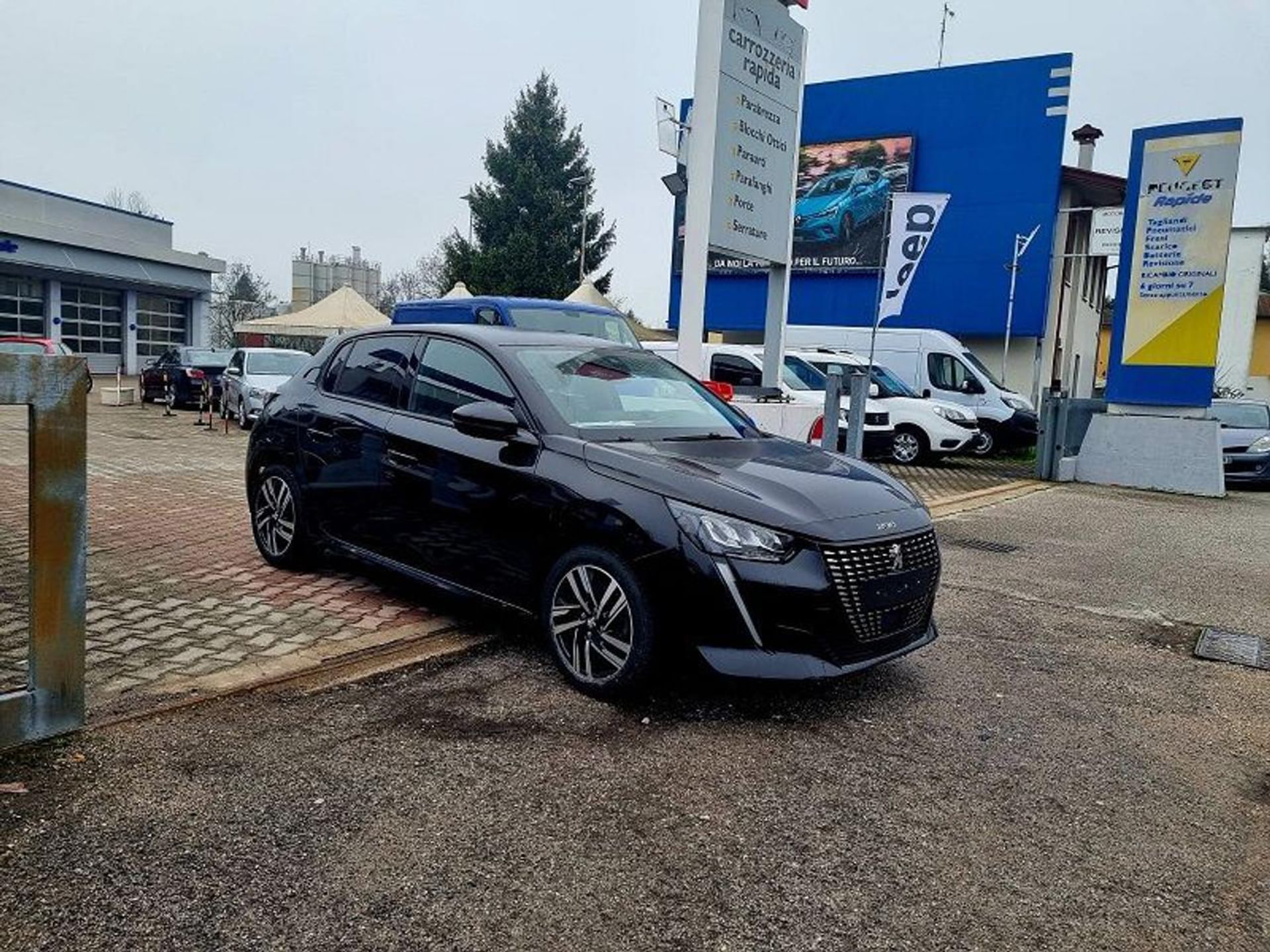 Peugeot 208